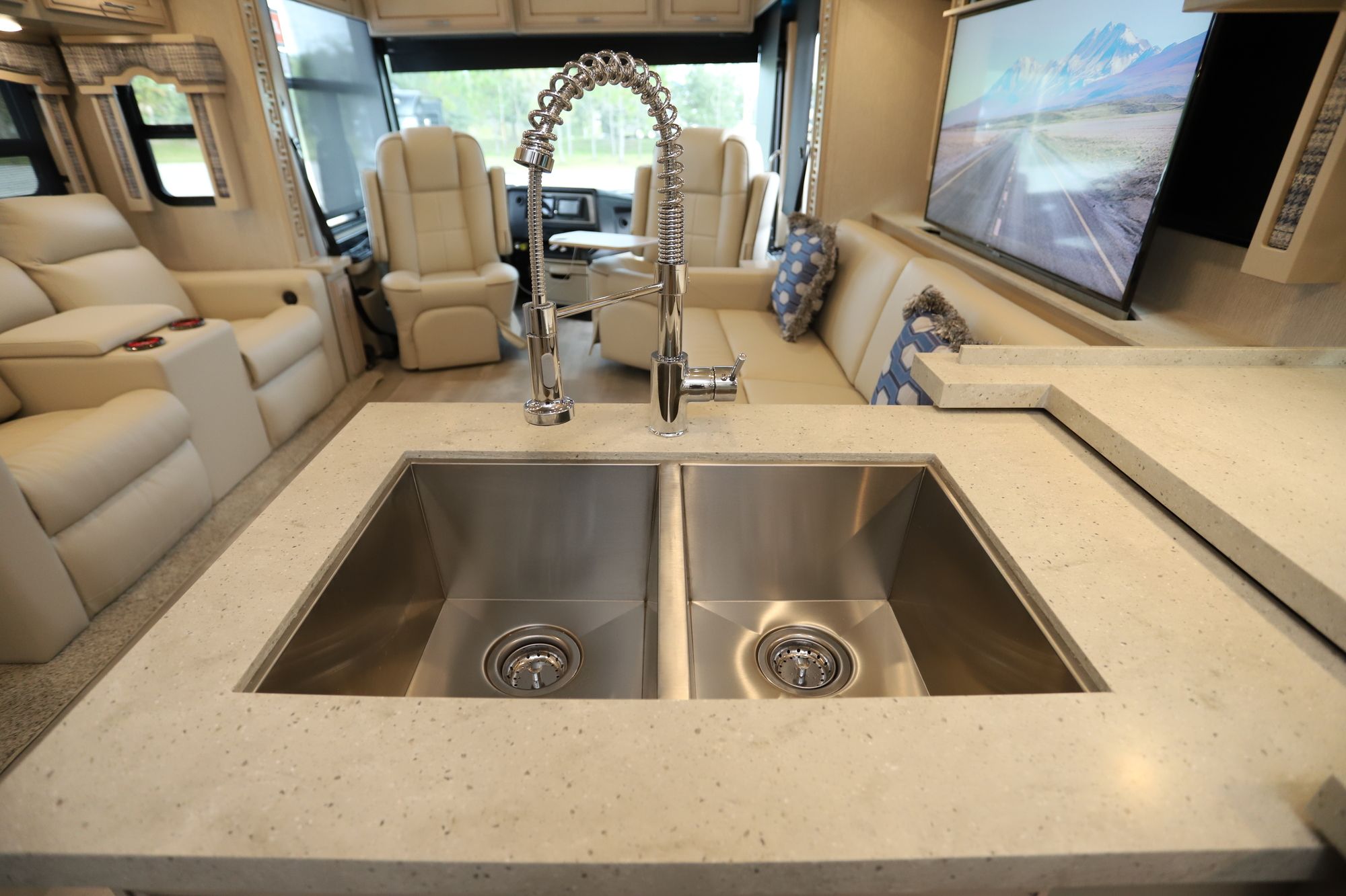 New 2021 Newmar Ventana 3717 Class A  For Sale