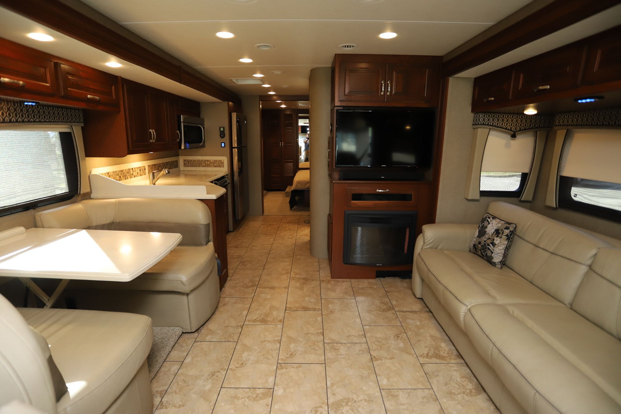 Used 2018 Forest River Berkshire 34QS Class A  For Sale