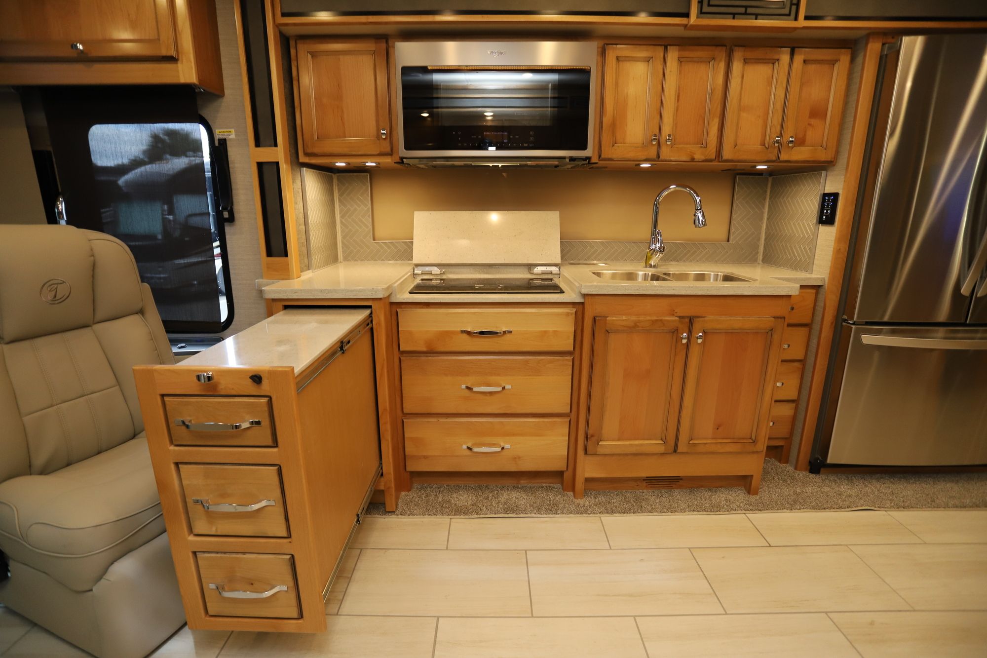 New 2021 Tiffin Motor Homes Allegro Red 38KA Class A  For Sale