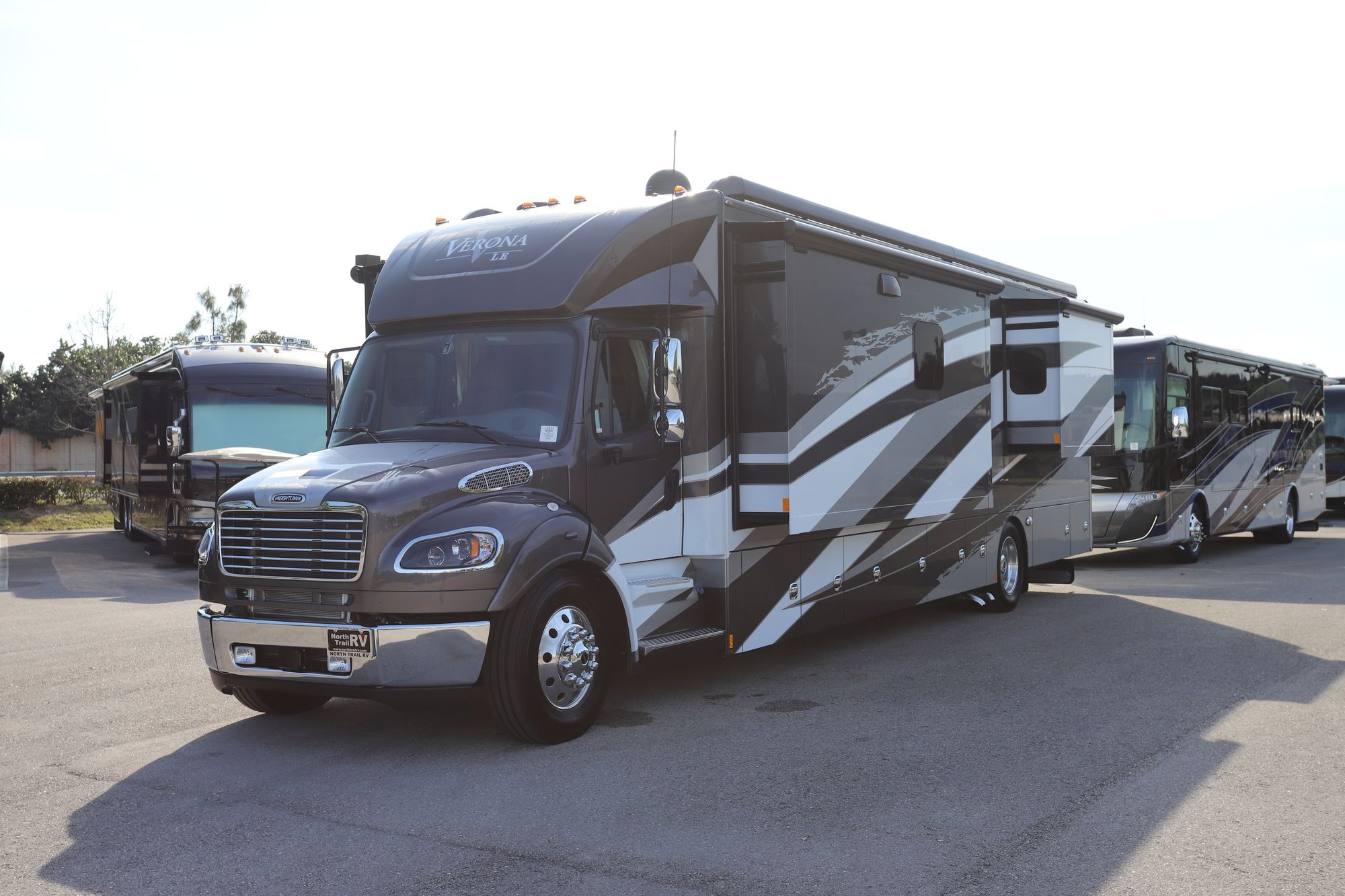 New 2021 Renegade Rv Verona Le 40LRB Super C  For Sale