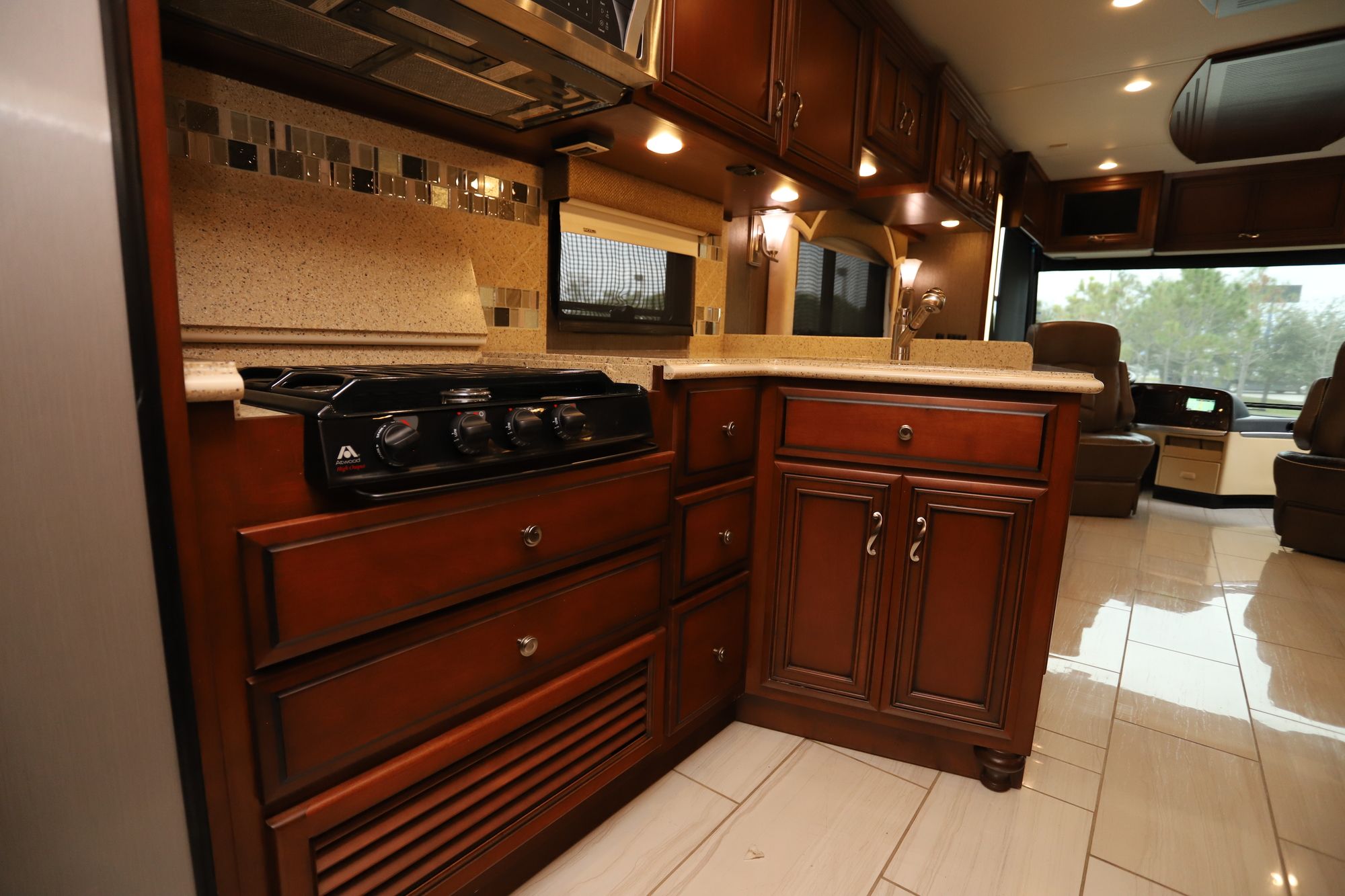 Used 2015 Newmar Ventana 3436 Class A  For Sale