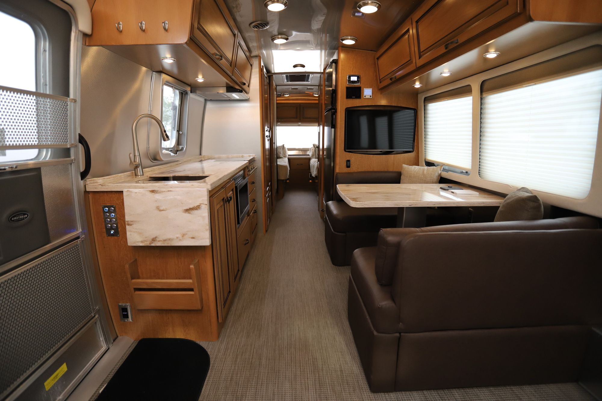 Used 2019 Airstream Classic 30RB Travel Trailer  For Sale