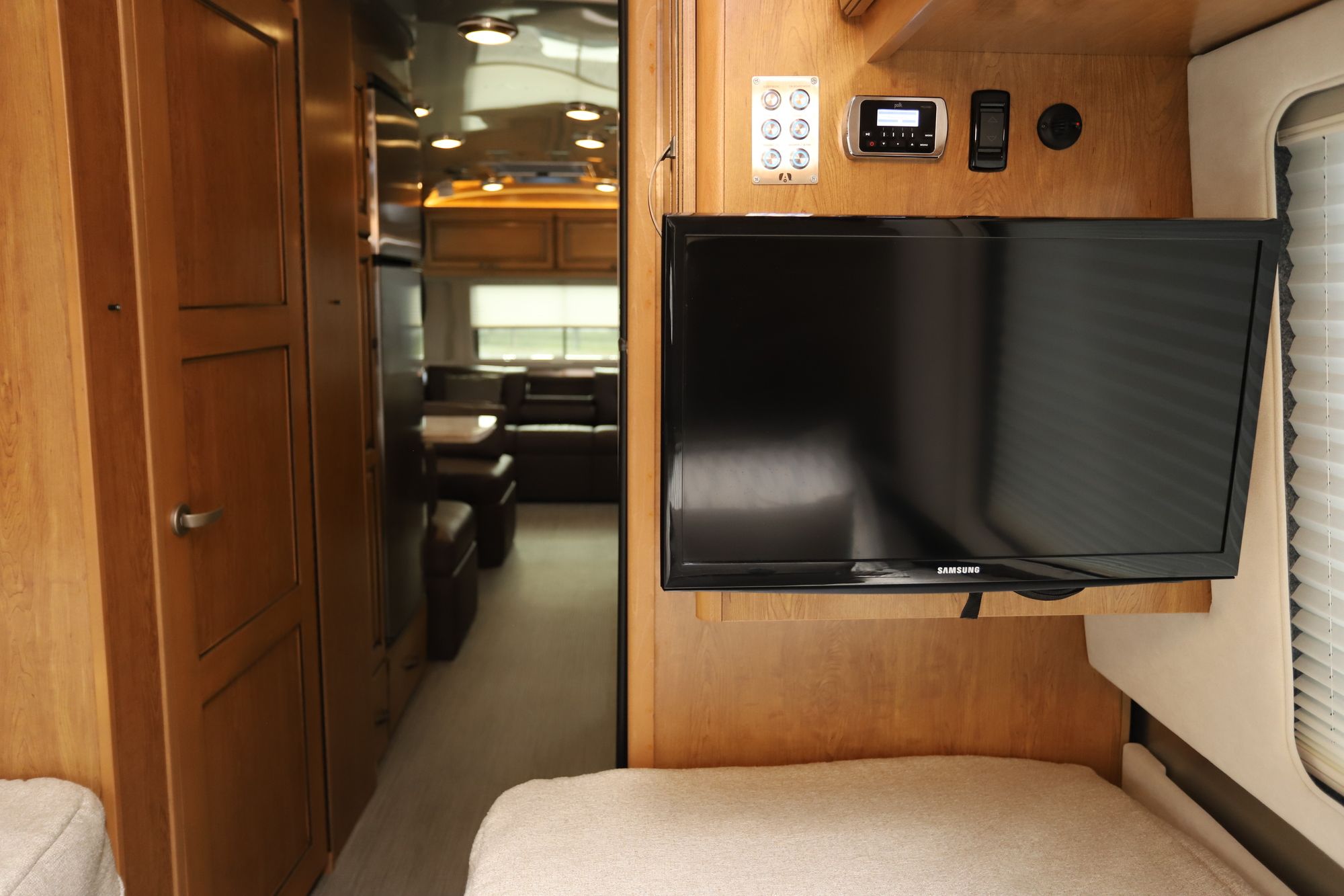 Used 2019 Airstream Classic 30RB Travel Trailer  For Sale