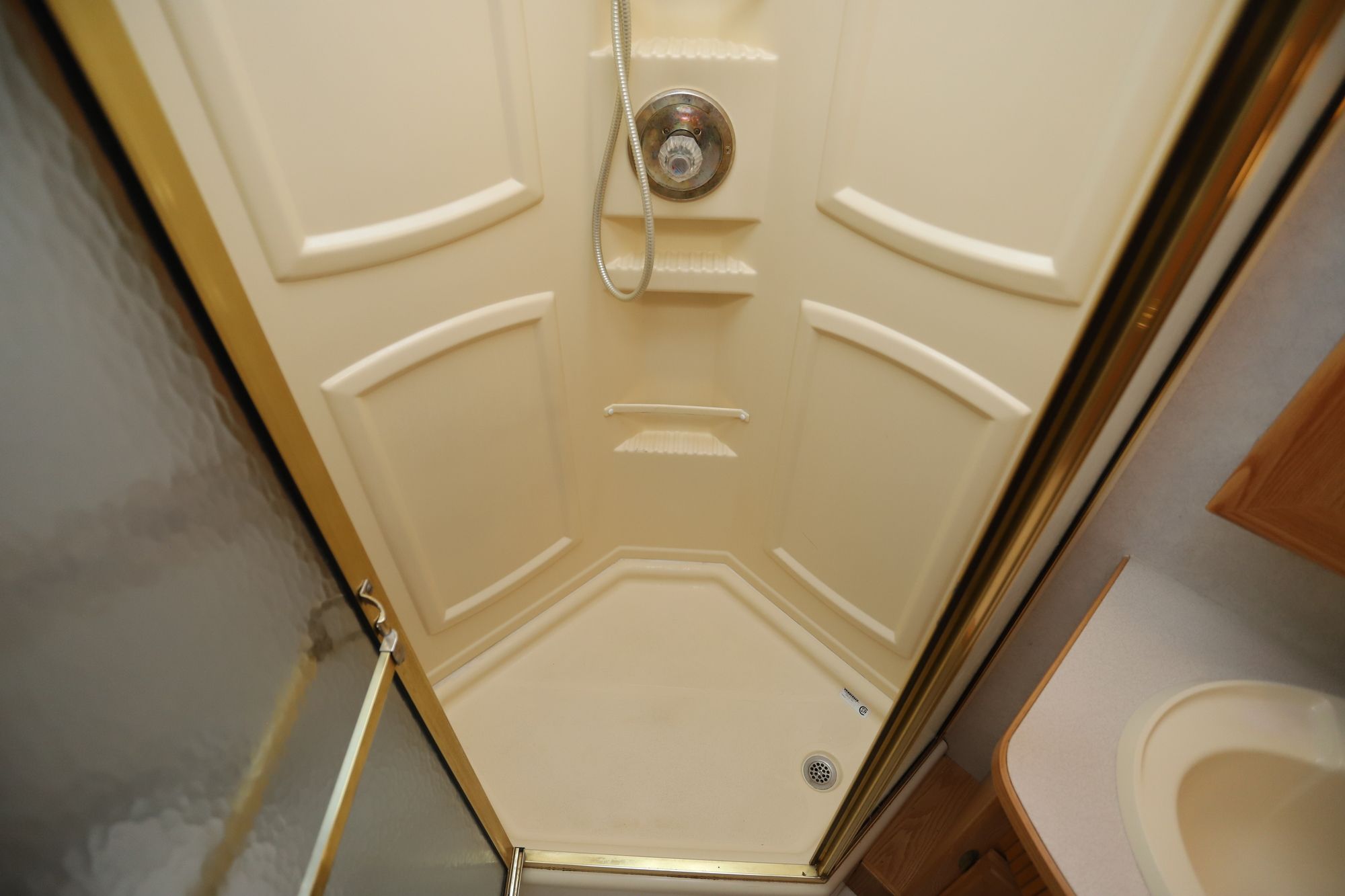 Used 2001 Winnebago Journey 32T Class A  For Sale