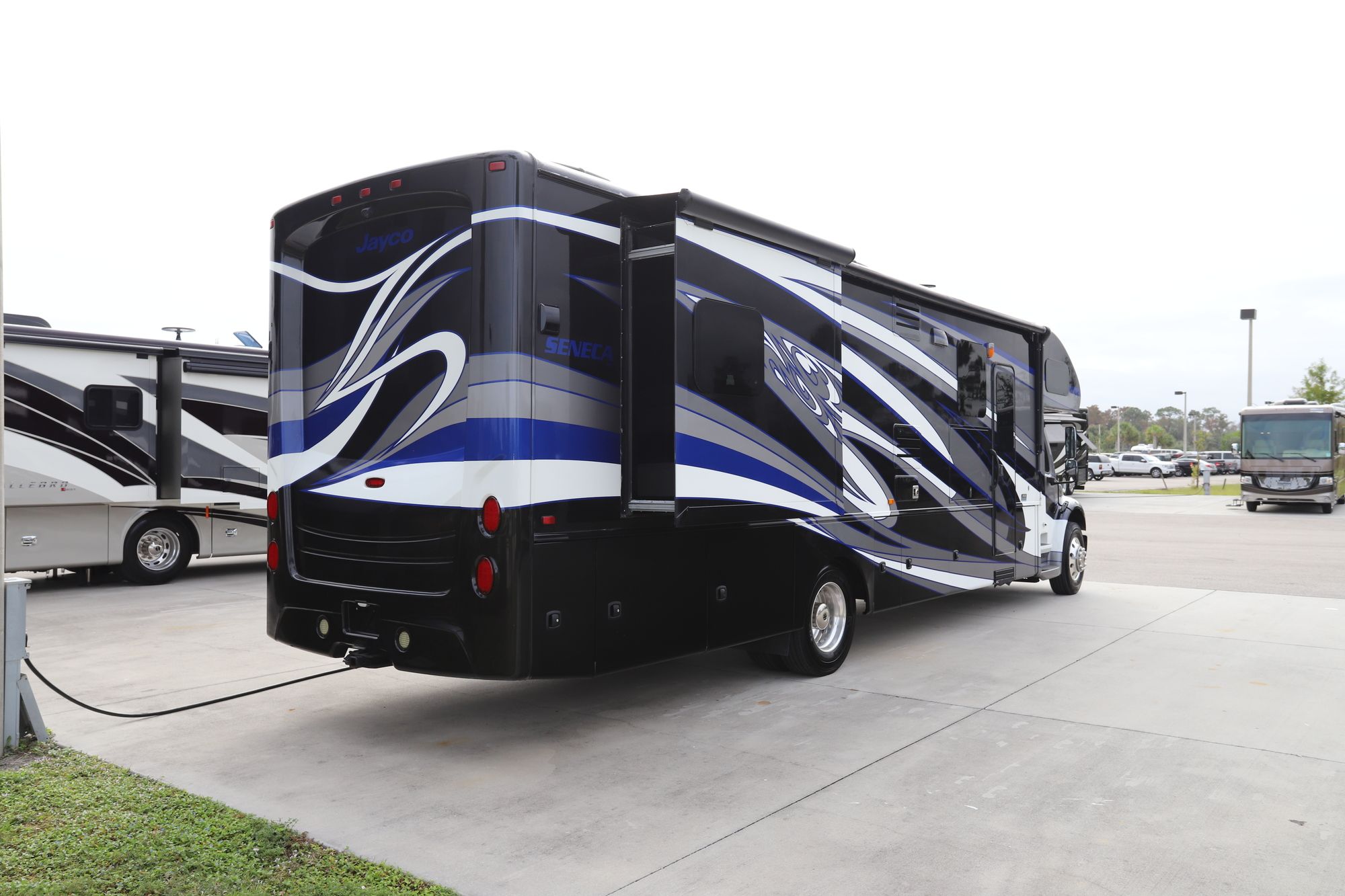 Used 2018 Jayco Seneca 37TS Class C  For Sale