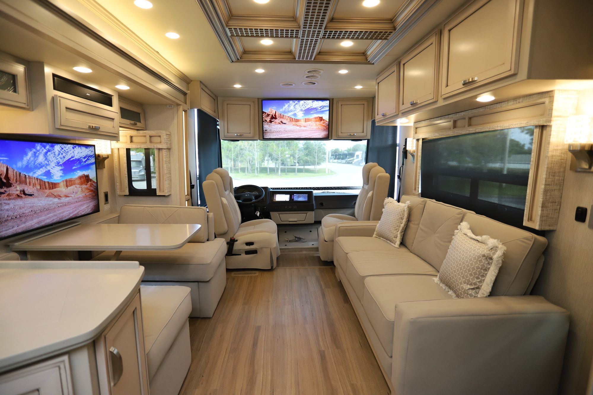 New 2021 Newmar Canyon Star 3927 Class A  For Sale