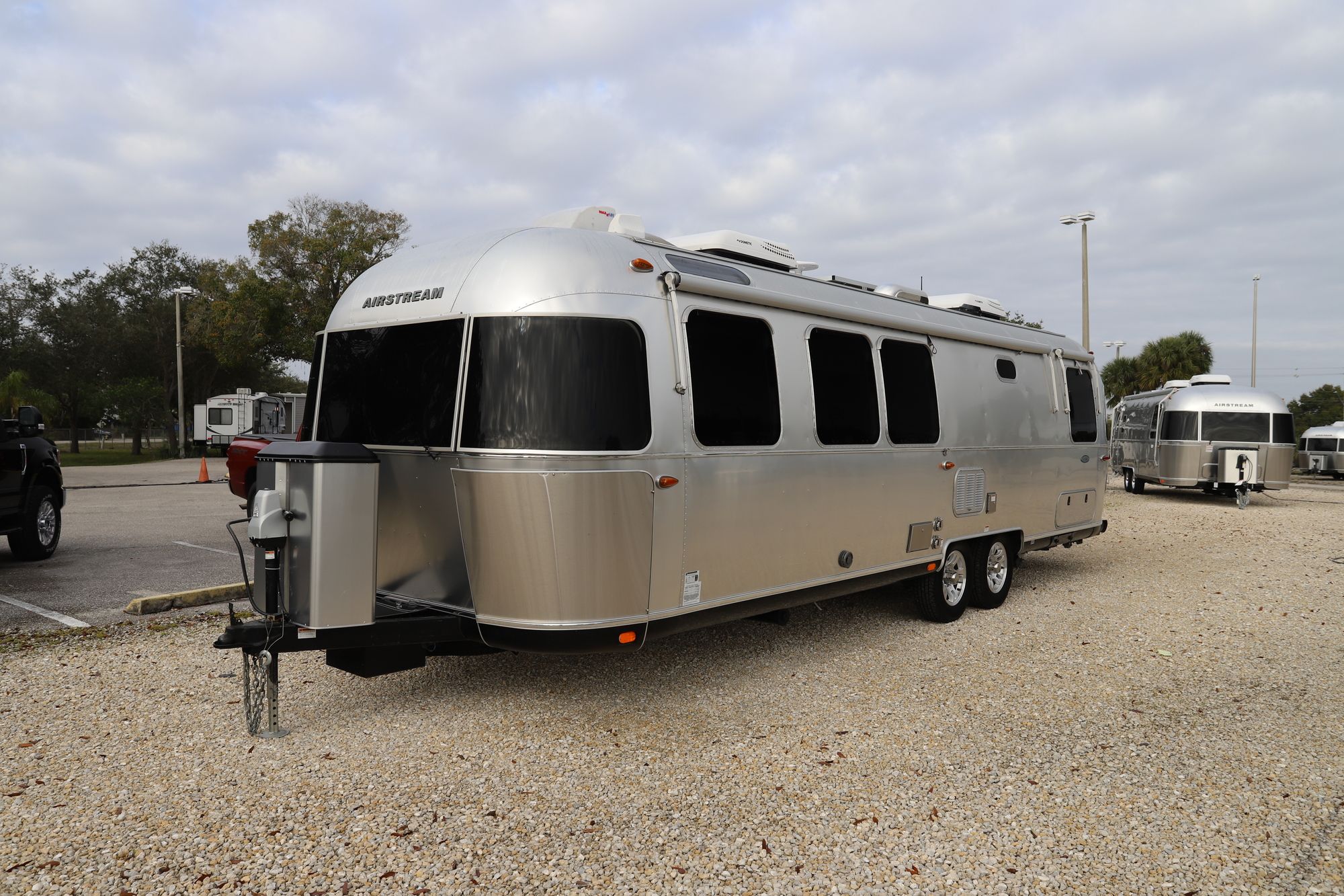 Used 2019 Airstream Classic 30RB Travel Trailer  For Sale
