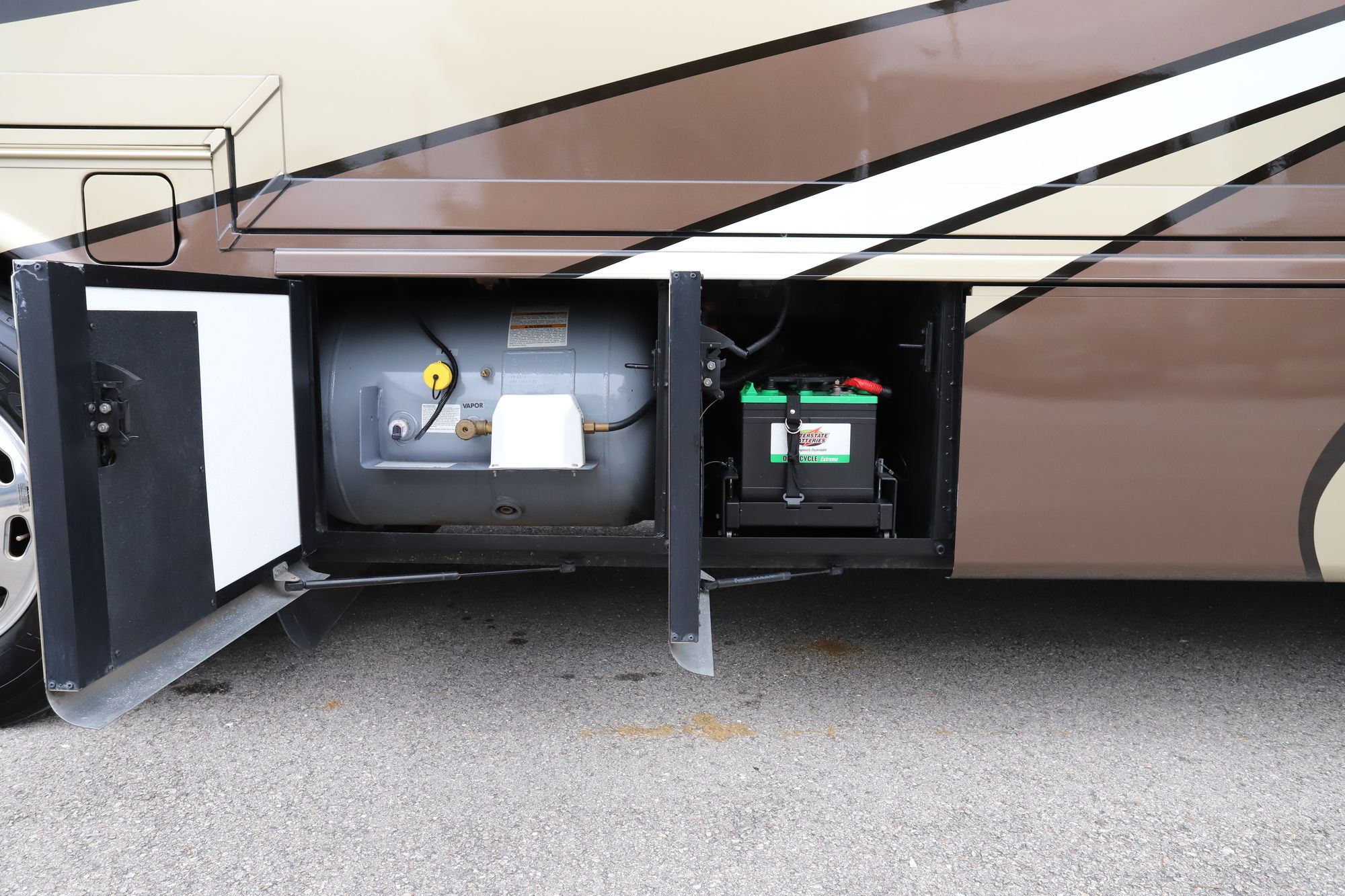 Used 2015 Newmar Ventana 3436 Class A  For Sale