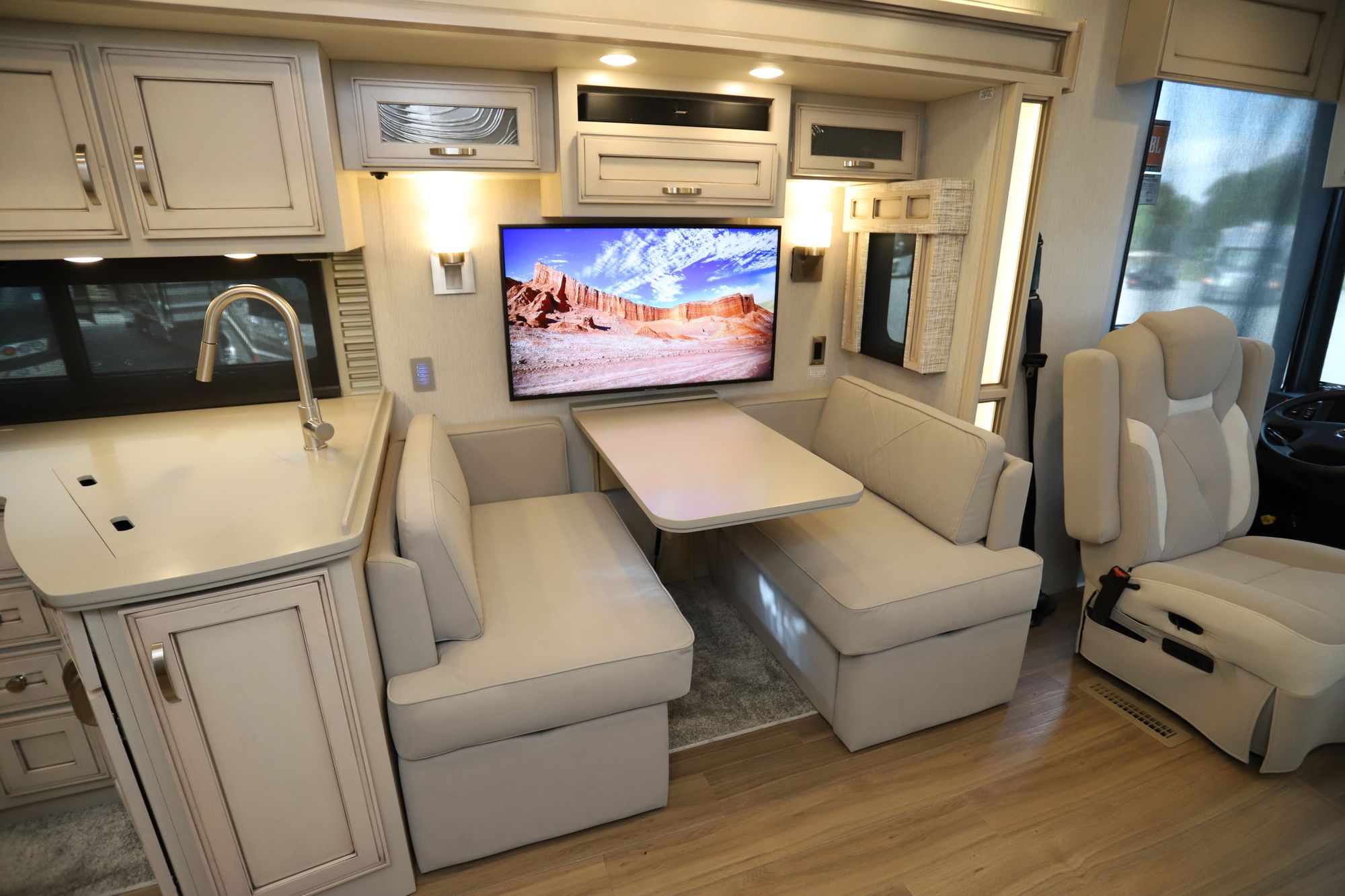 New 2021 Newmar Canyon Star 3927 Class A  For Sale