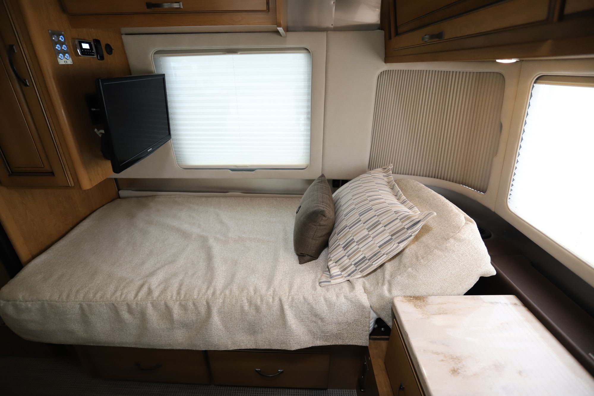 Used 2019 Airstream Classic 30RB Travel Trailer  For Sale