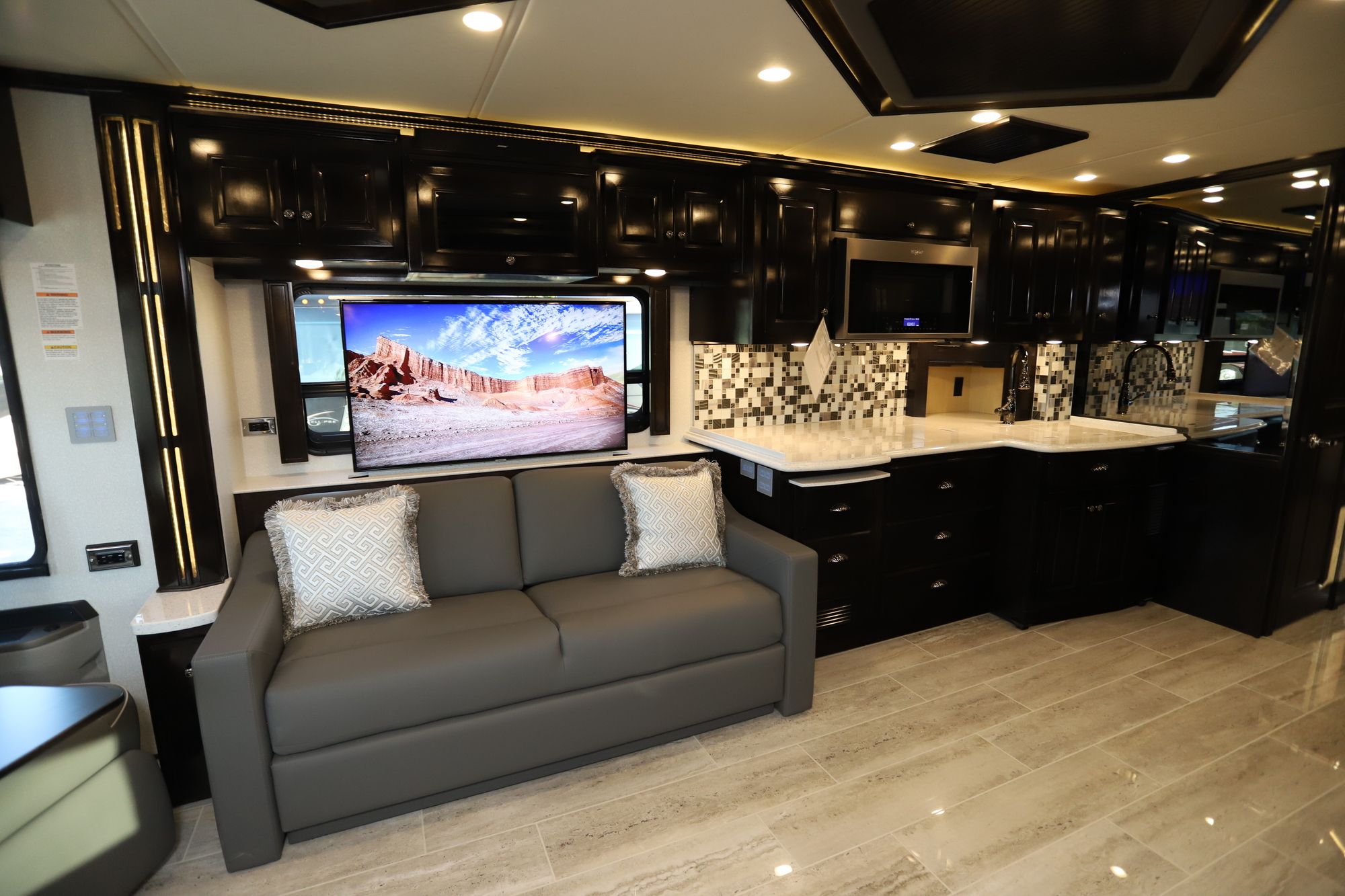 New 2021 Newmar Dutch Star 4369 Class A  For Sale
