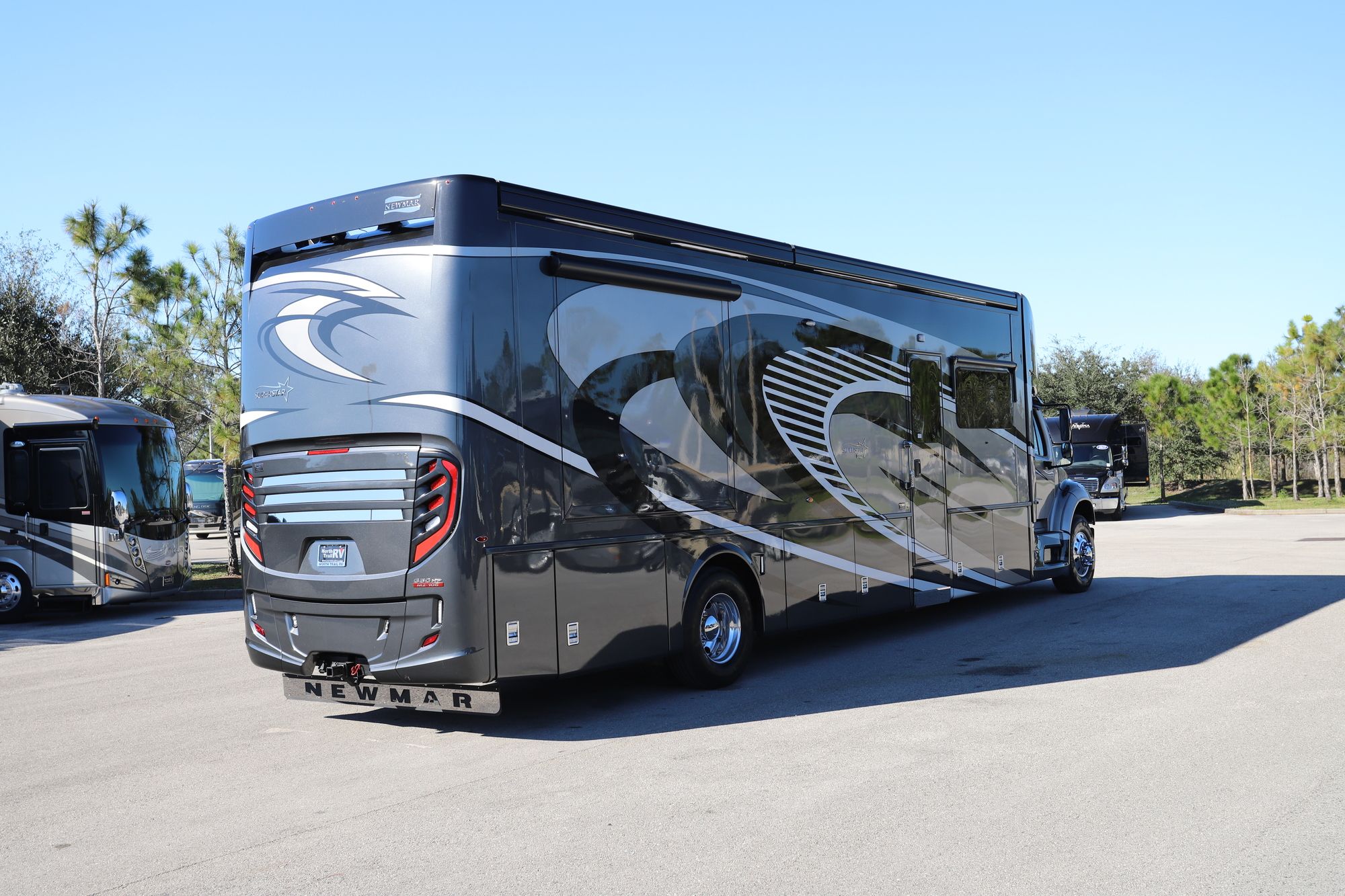 Used 2020 Newmar Super Star 4058 Class A  For Sale