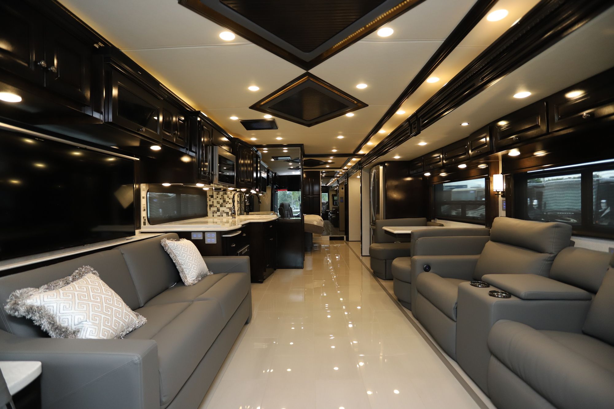 New 2021 Newmar Dutch Star 4369 Class A  For Sale