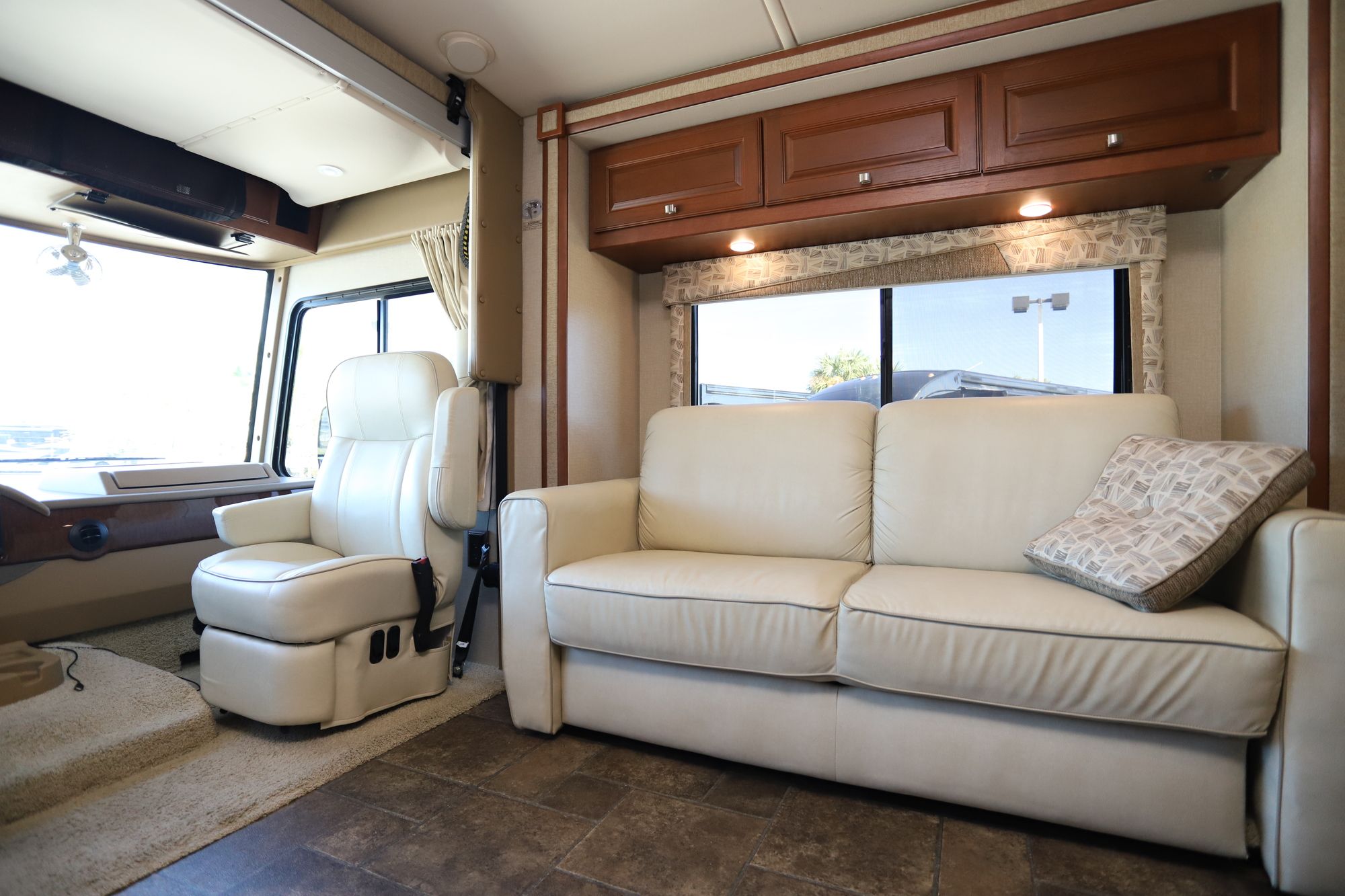 Used 2015 Itasca Sun Star 30T Class A  For Sale