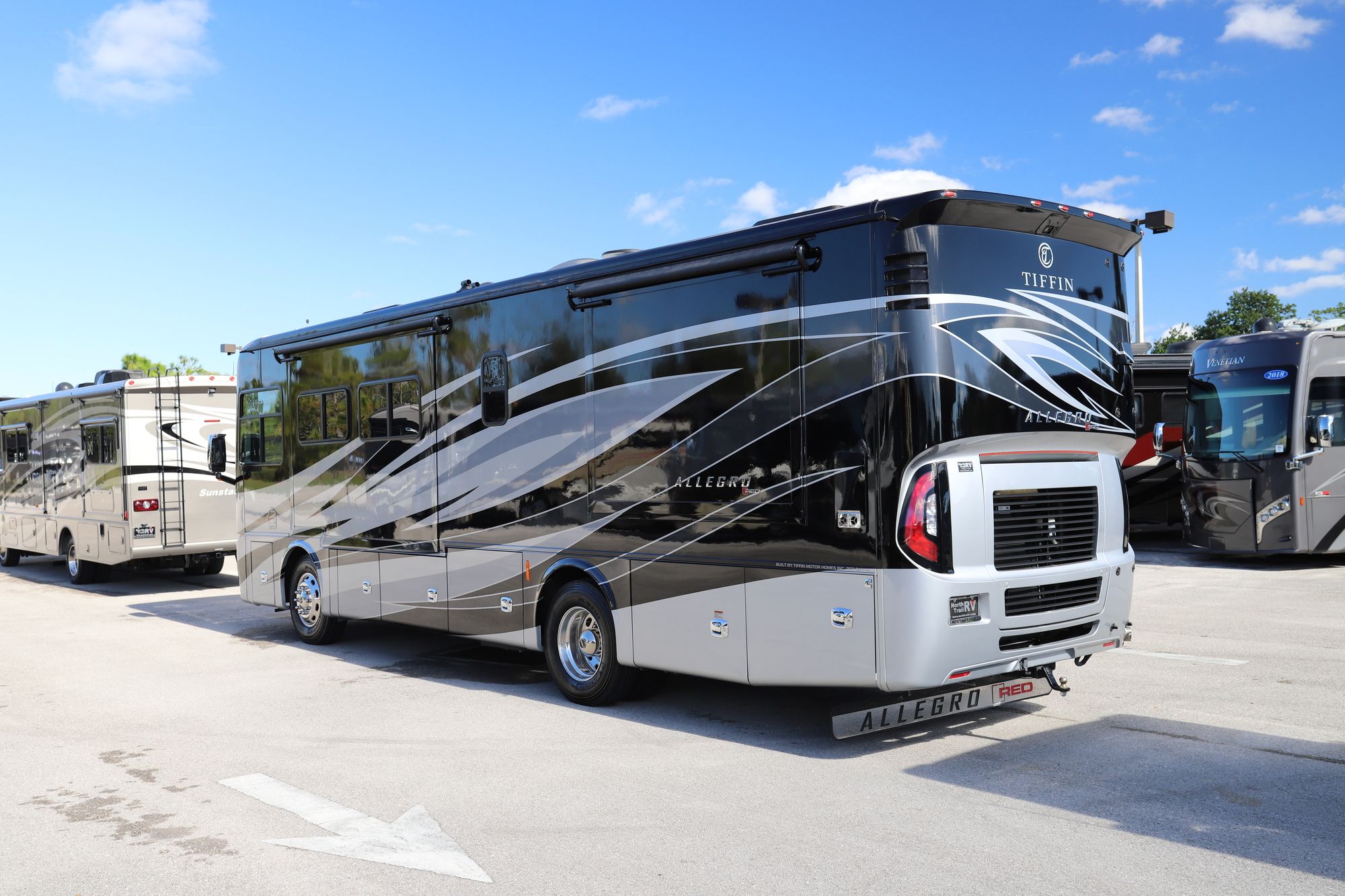 Used 2019 Tiffin Motor Homes Allegro Red 33AA Class A  For Sale