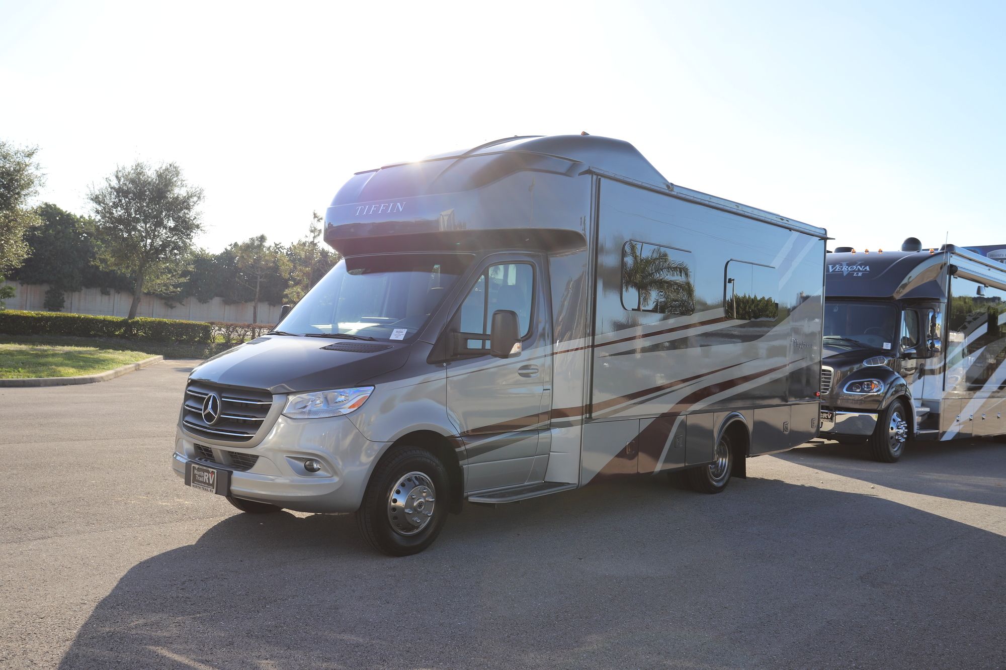 Used 2020 Tiffin Motor Homes Wayfarer 25RW Class C  For Sale