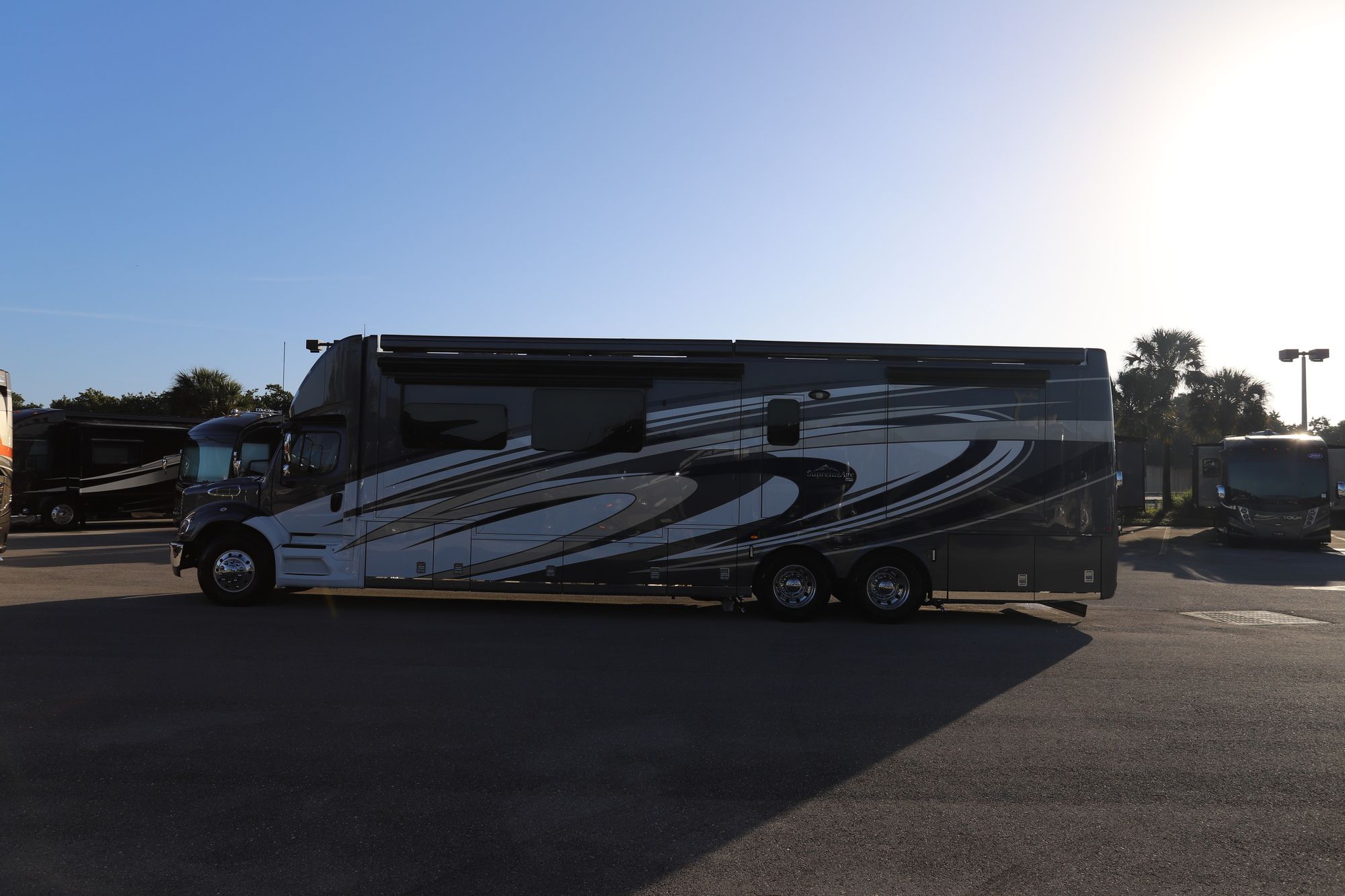 New 2021 Newmar Supreme Aire 4575 Super C  For Sale