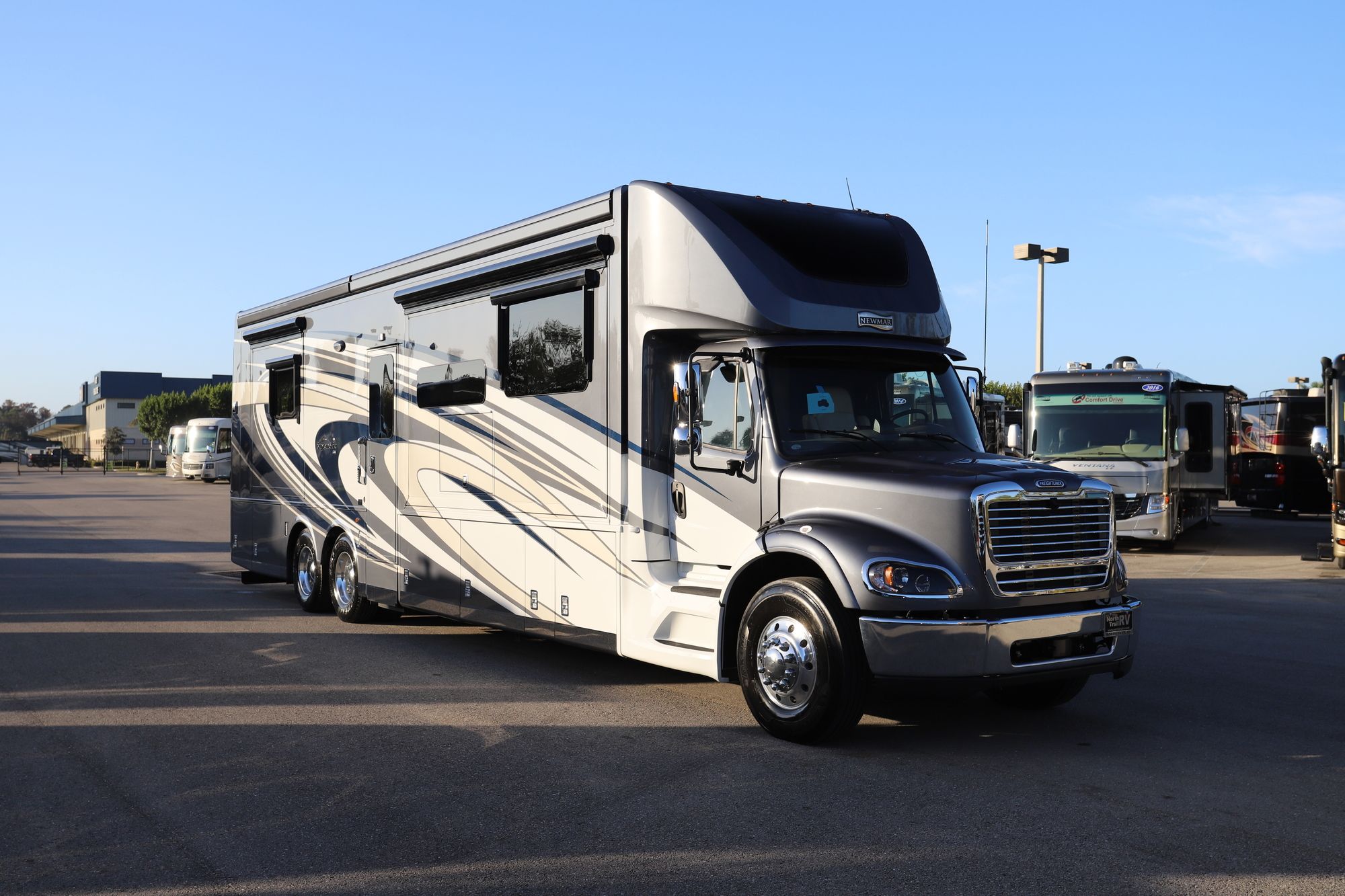 New 2021 Newmar Supreme Aire 4575 Super C  For Sale