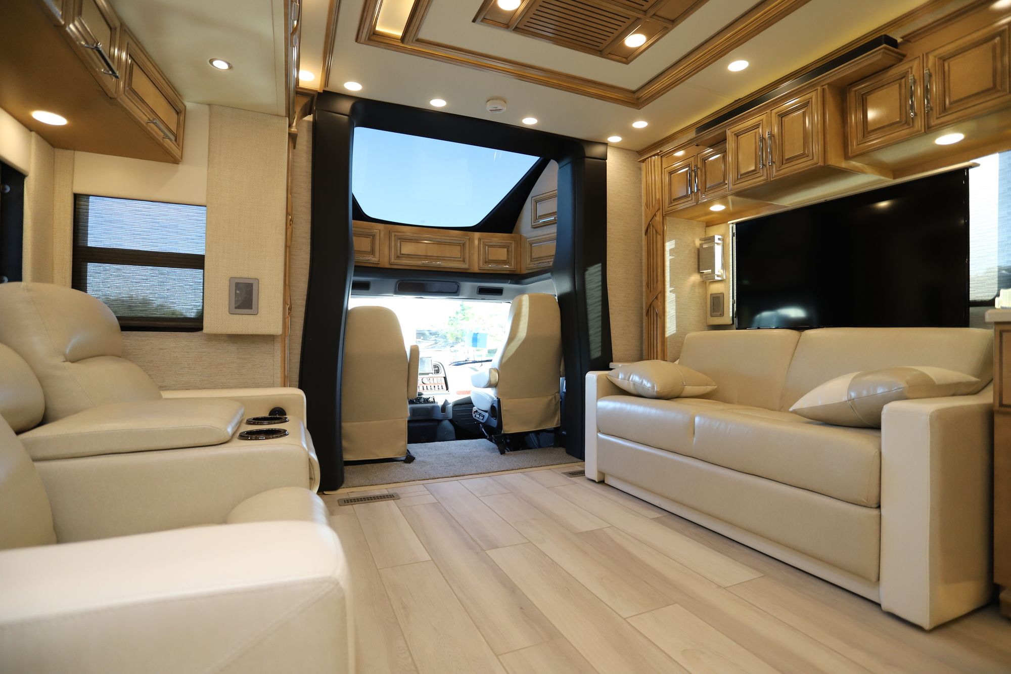 New 2021 Newmar Supreme Aire 4575 Super C  For Sale