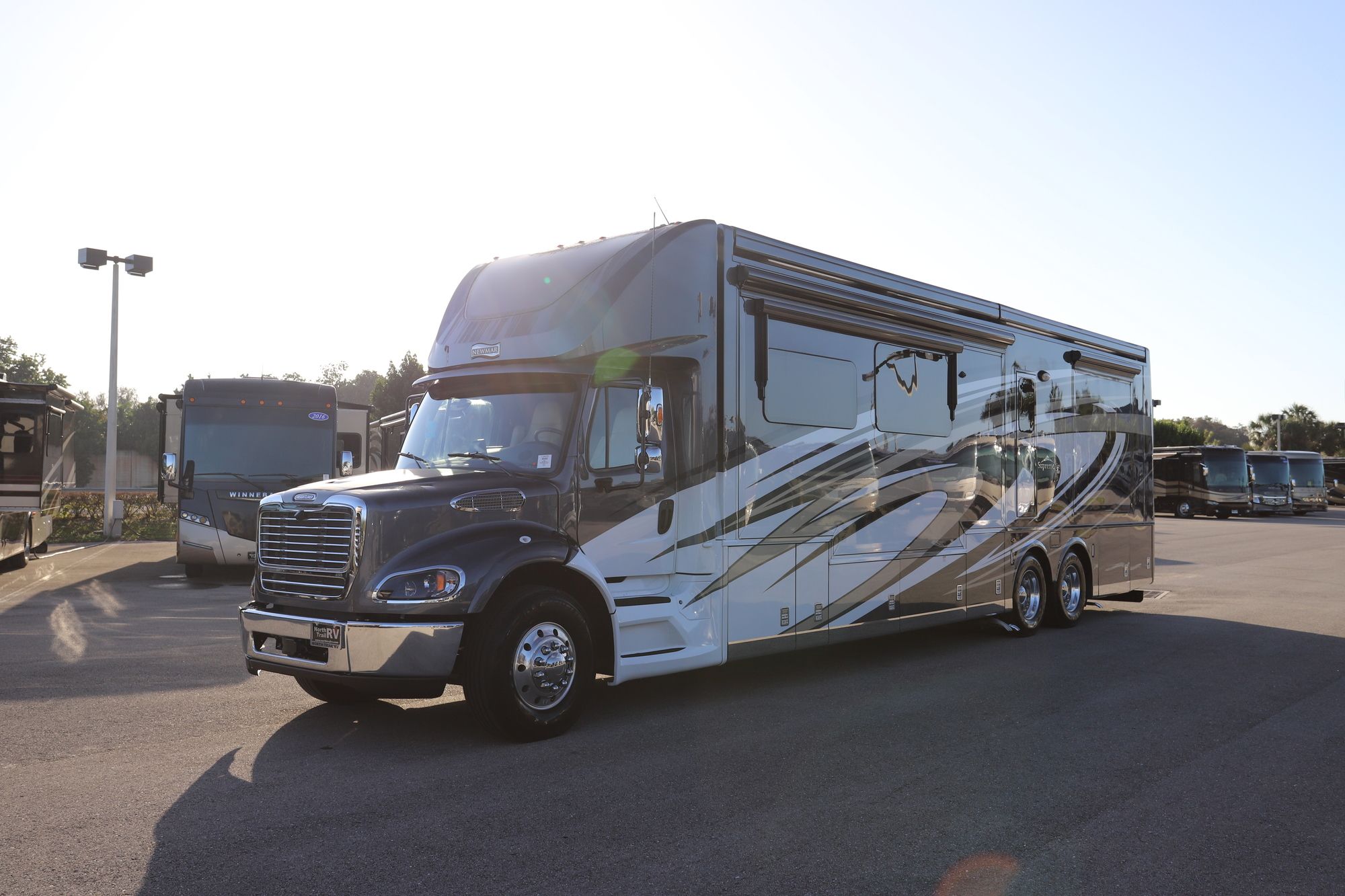 New 2021 Newmar Supreme Aire 4575 Super C  For Sale