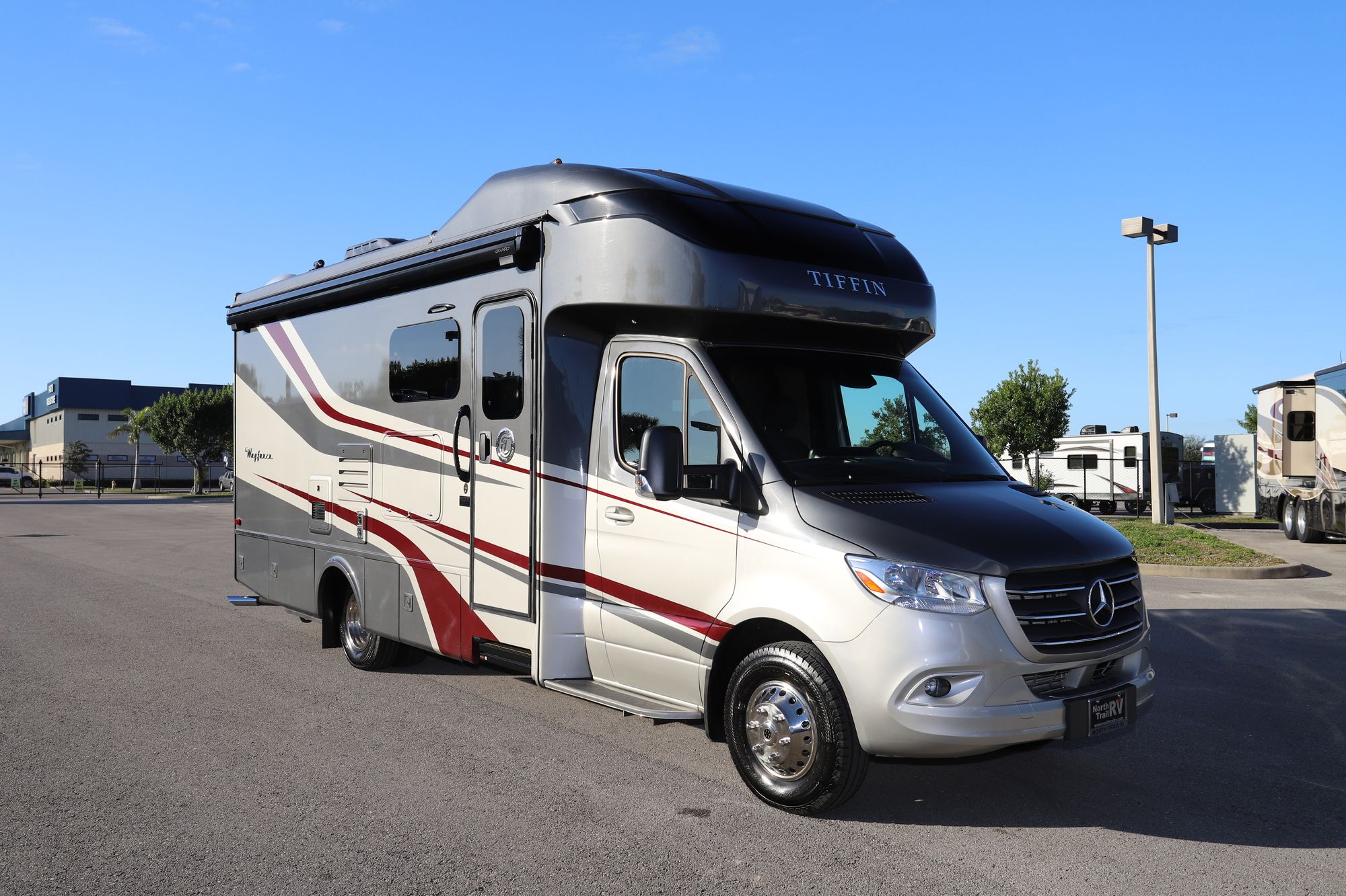 Used 2020 Tiffin Motor Homes Wayfarer 25RW Class C  For Sale