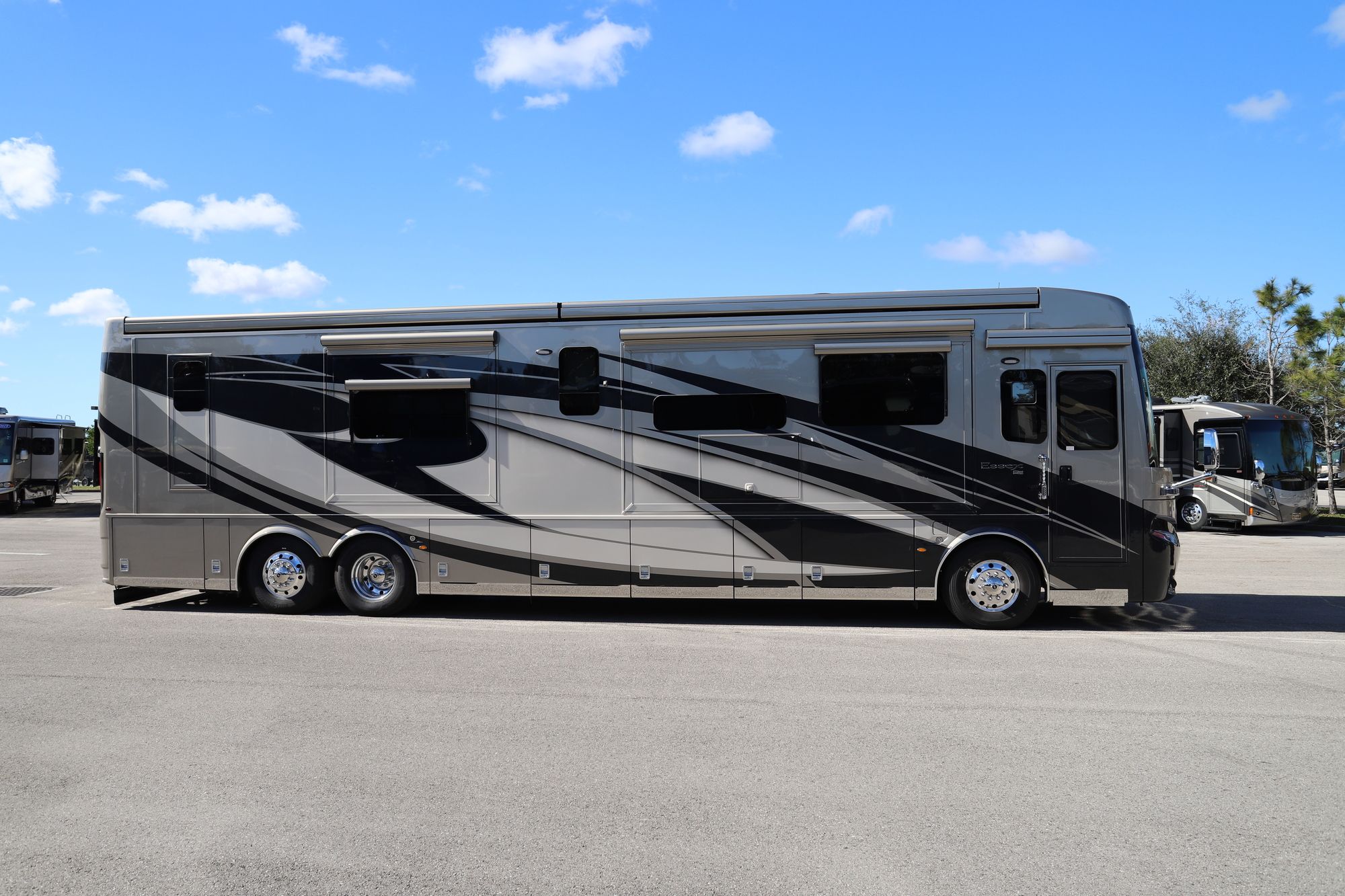 New 2021 Newmar Essex 4551 Class A  For Sale