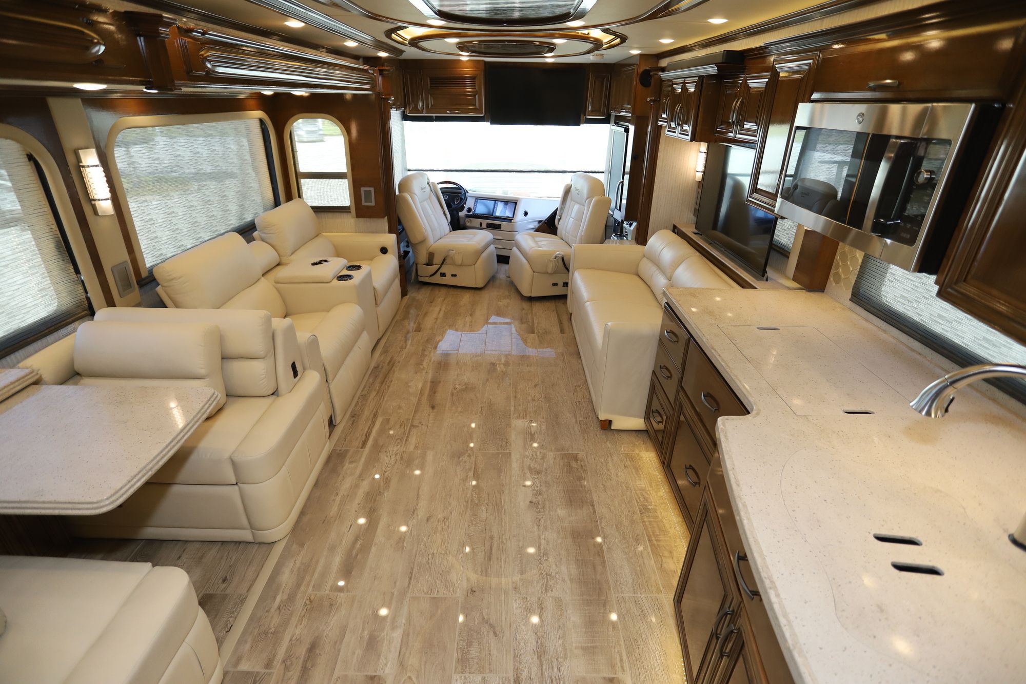 New 2021 Newmar Essex 4551 Class A  For Sale