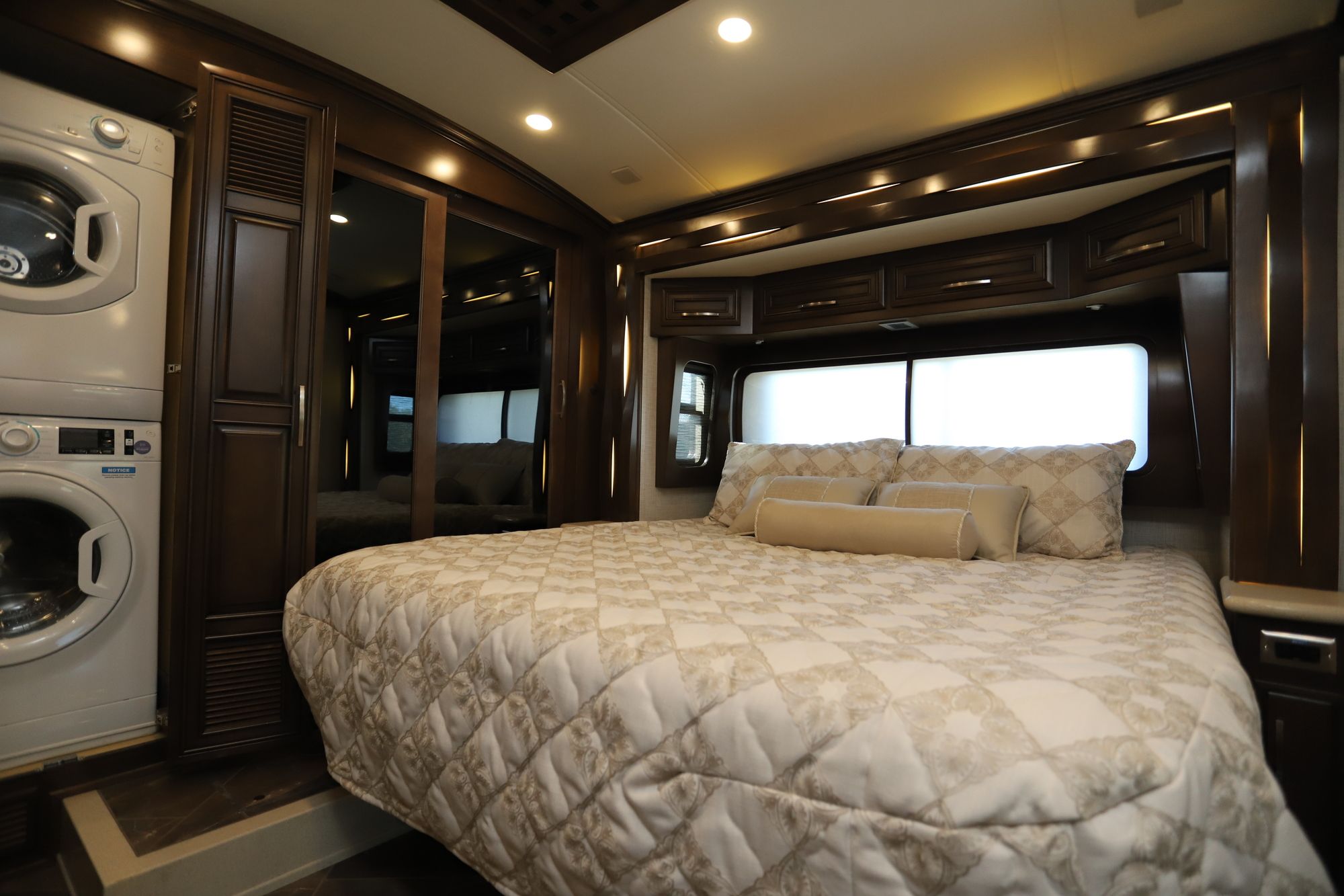 New 2021 Newmar New Aire 3541 Class A  For Sale