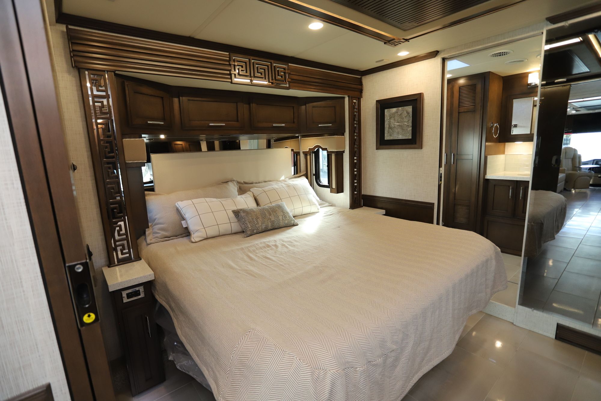 New 2021 Newmar Ventana 4037 Class A  For Sale