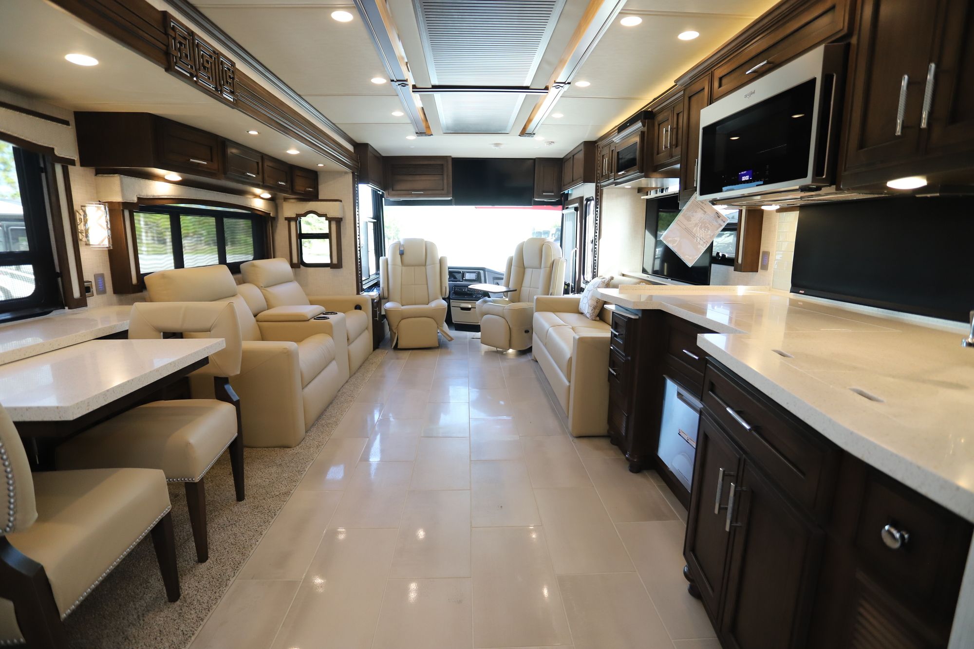 New 2021 Newmar Ventana 4037 Class A  For Sale