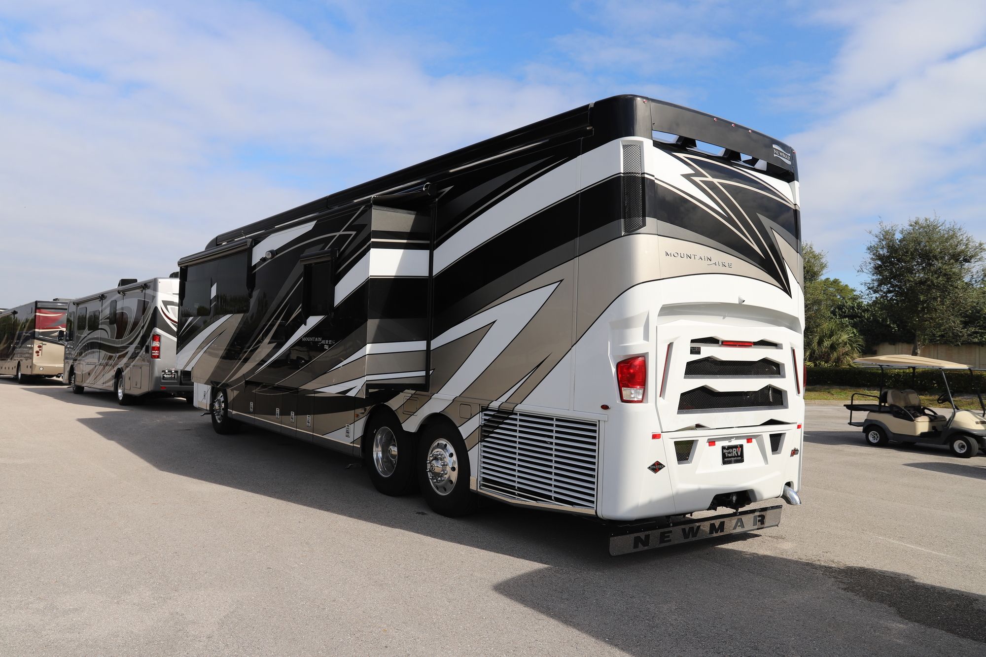 New 2021 Newmar Mountain Aire 4118 Class A  For Sale