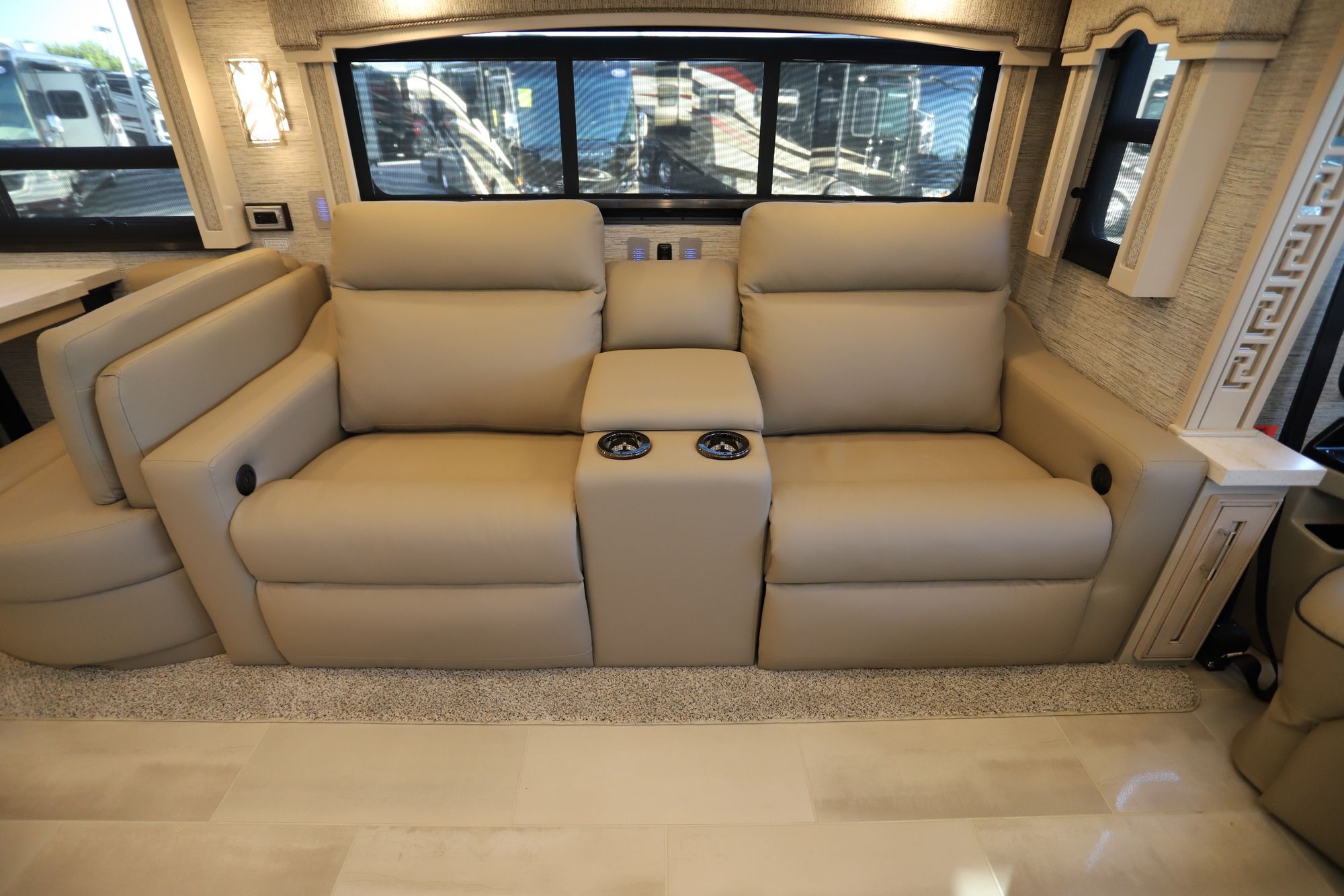 New 2021 Newmar Ventana 4037 Class A  For Sale