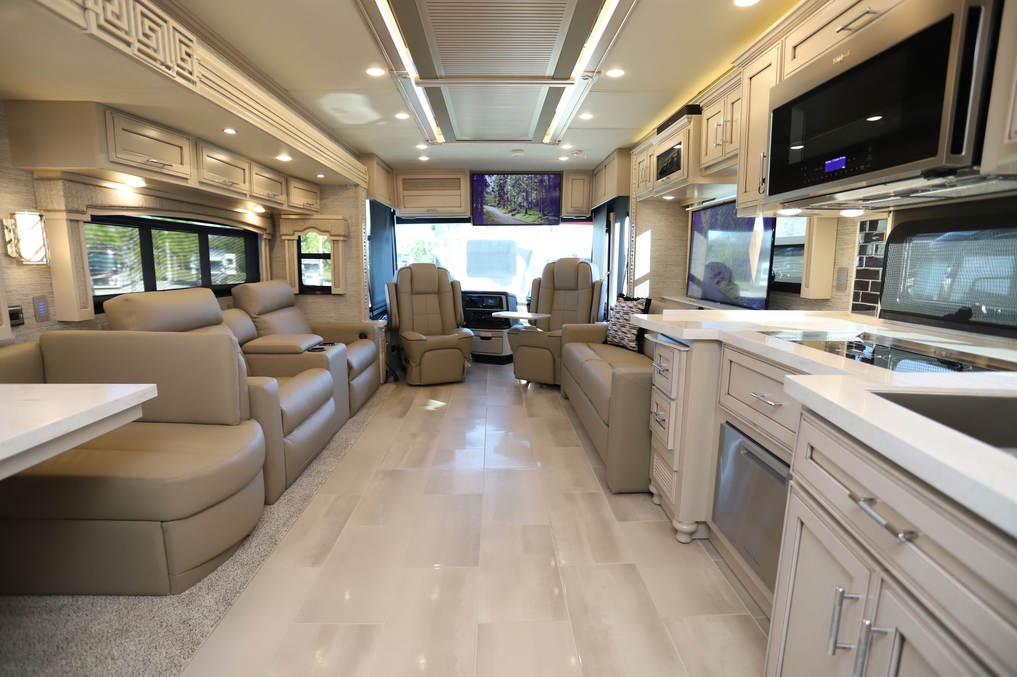 New 2021 Newmar Ventana 4037 Class A  For Sale