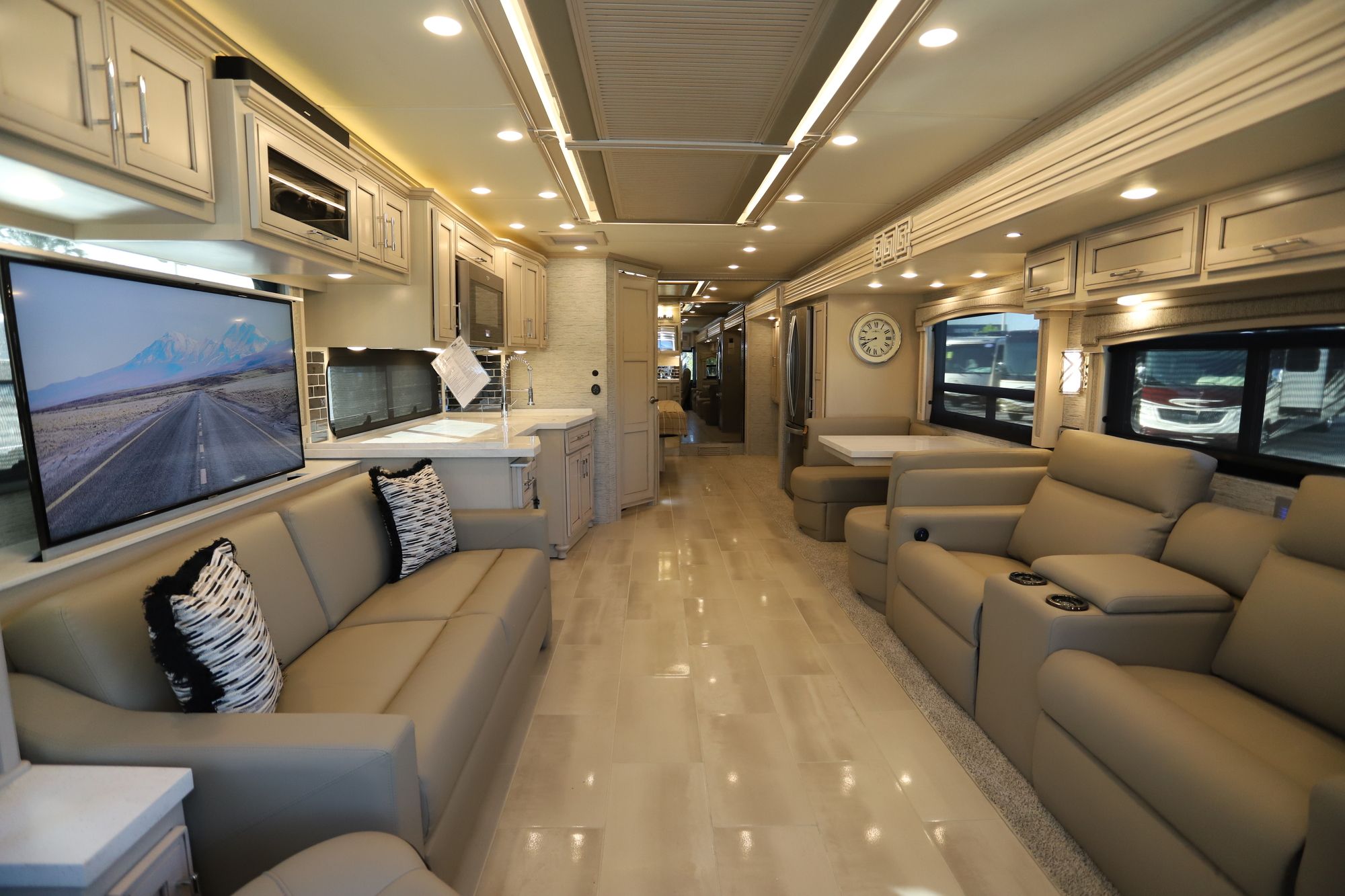 New 2021 Newmar Ventana 4037 Class A  For Sale