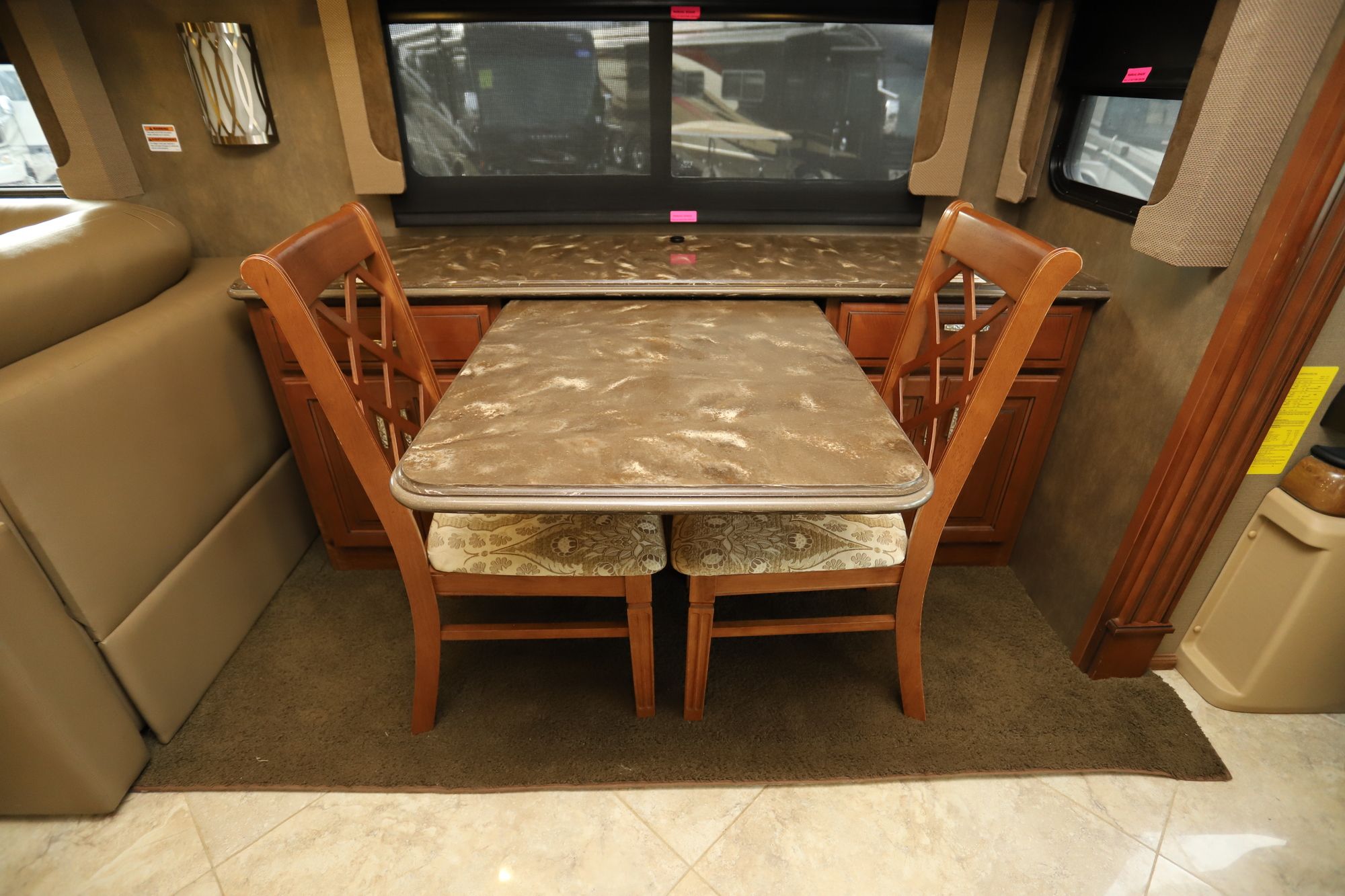 Used 2014 Fleetwood Discovery 40X Class A  For Sale