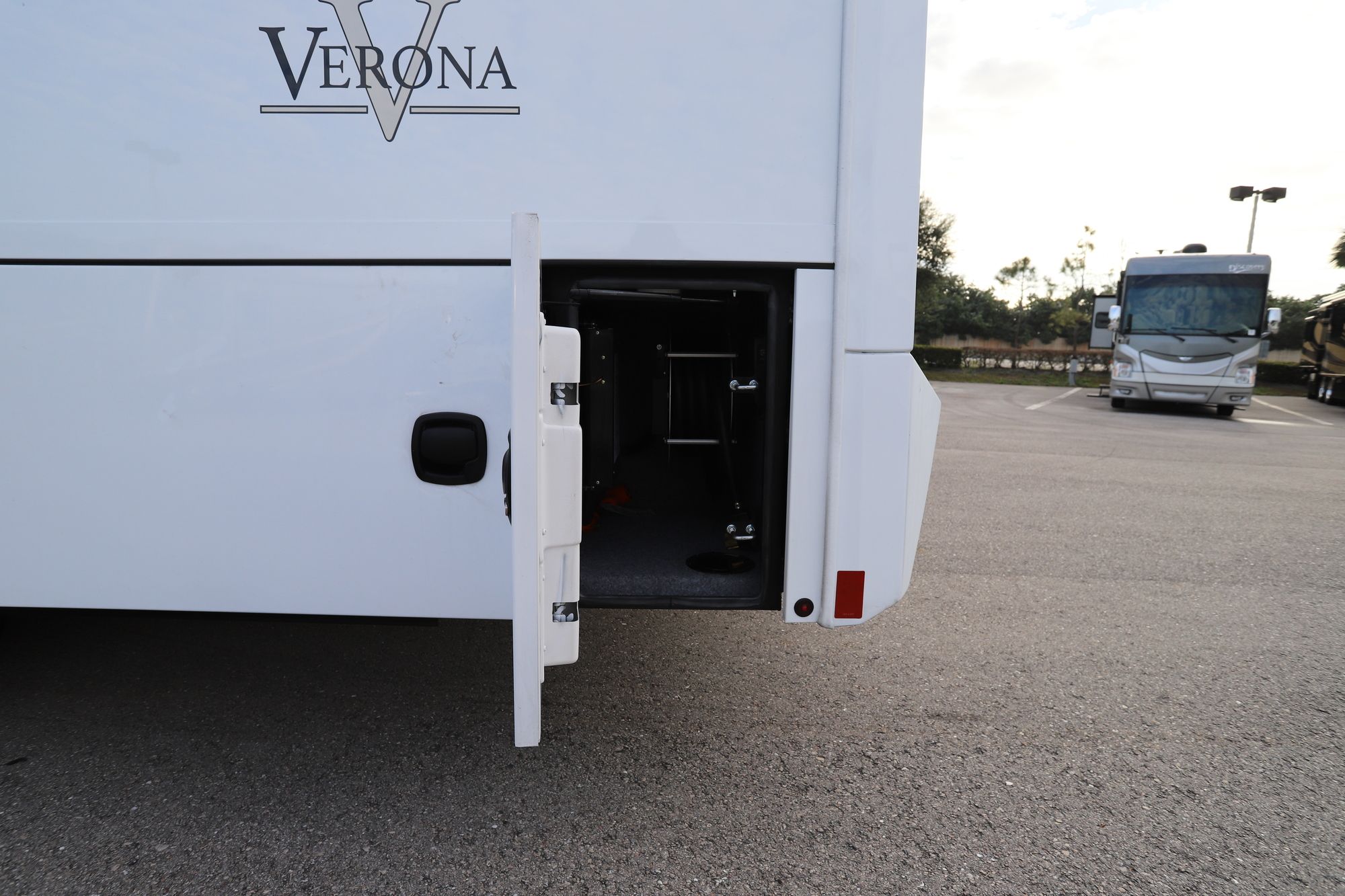 New 2021 Renegade Rv Verona 36VSB Super C  For Sale