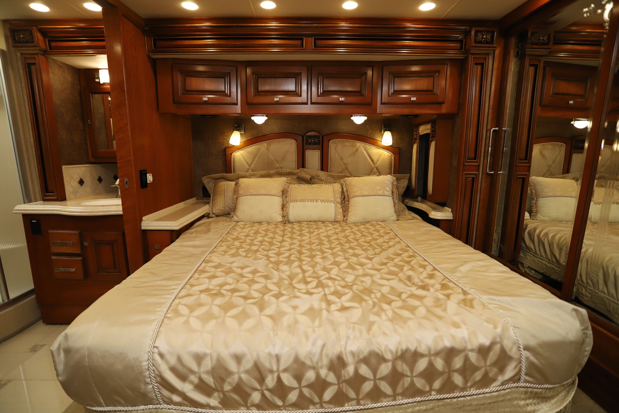 Used 2011 Tiffin Motor Homes Allegro Bus 40QXP Class A  For Sale