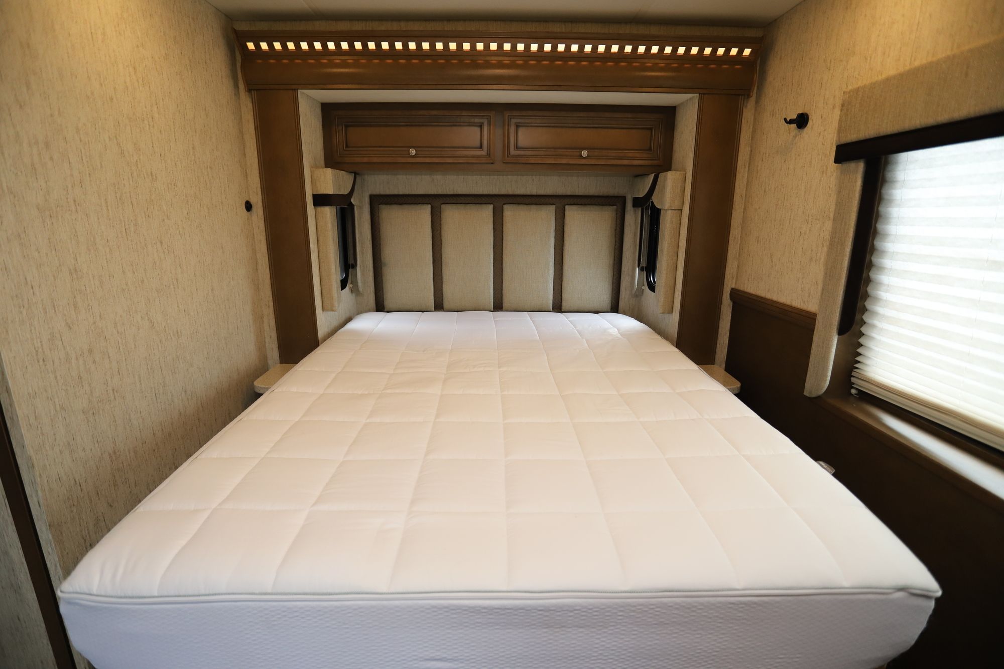 Used 2019 Newmar Baystar Sport 3307 Class A  For Sale