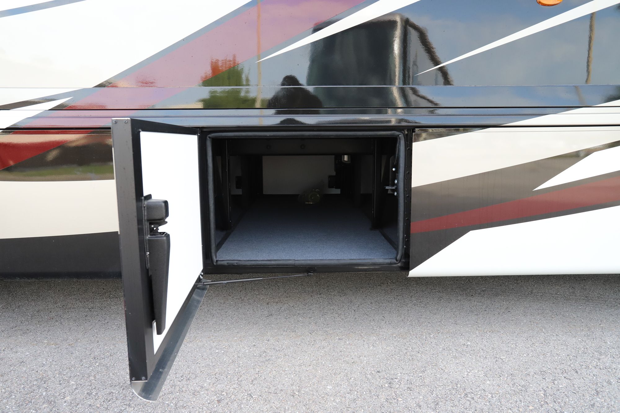 New 2021 Newmar Kountry Star 4037 Class A  For Sale