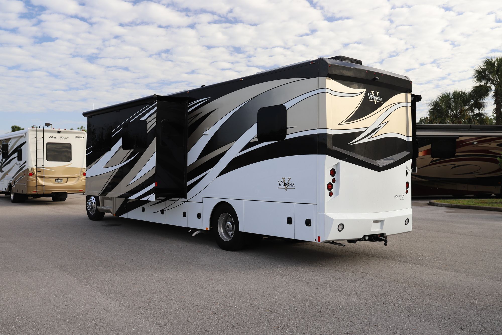 New 2021 Renegade Rv Verona 36VSB Super C  For Sale