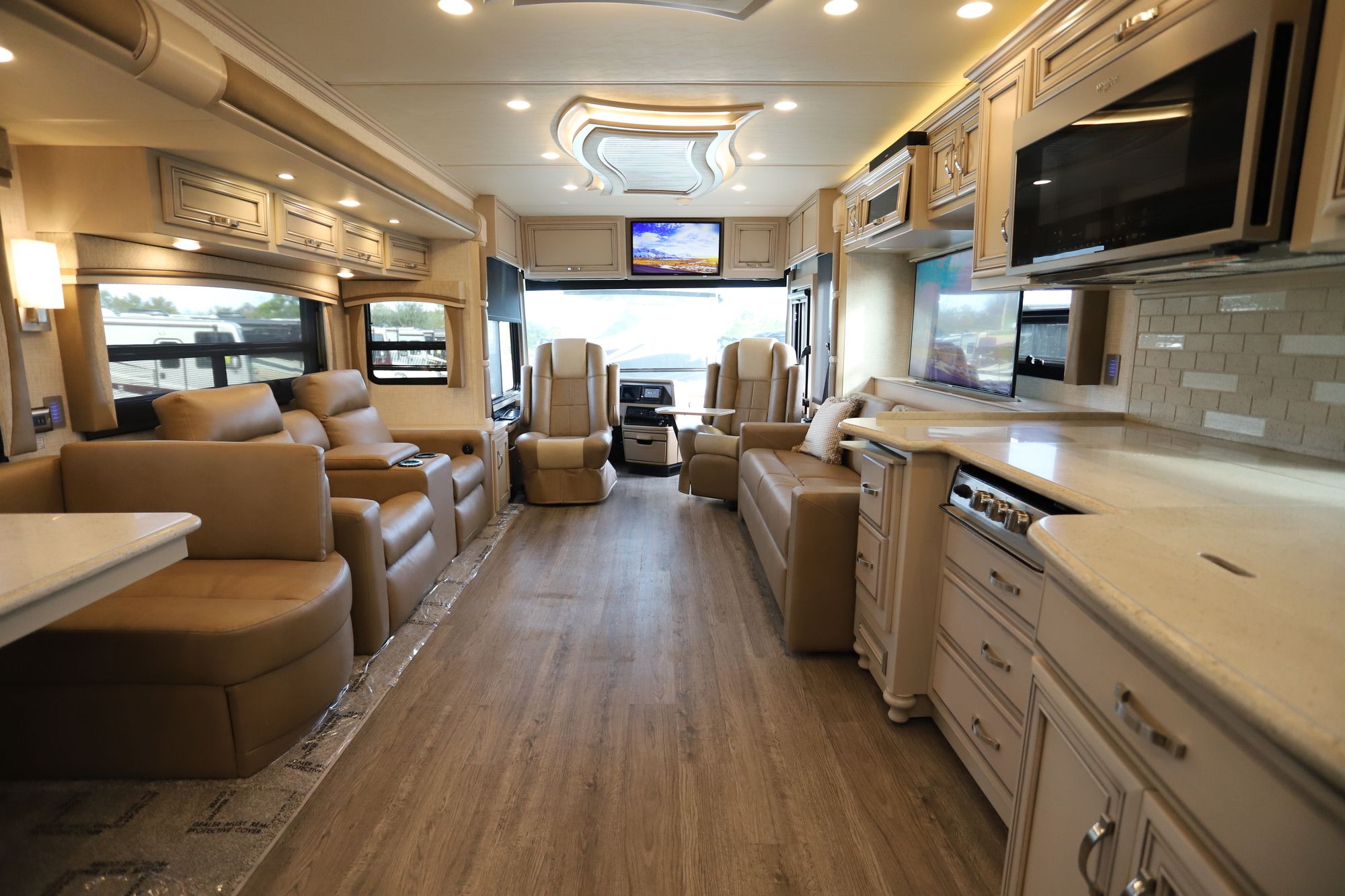 New 2021 Newmar Kountry Star 4037 Class A  For Sale