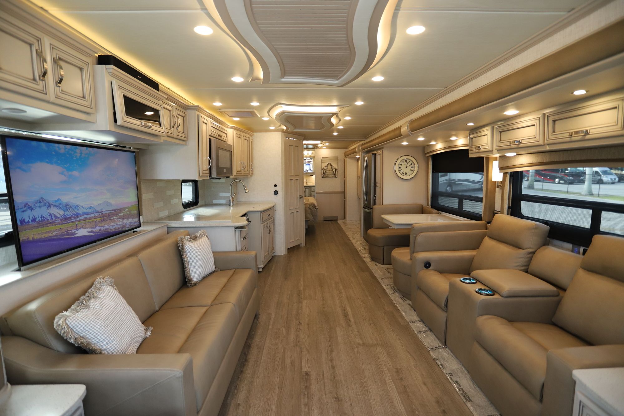 New 2021 Newmar Kountry Star 4037 Class A  For Sale