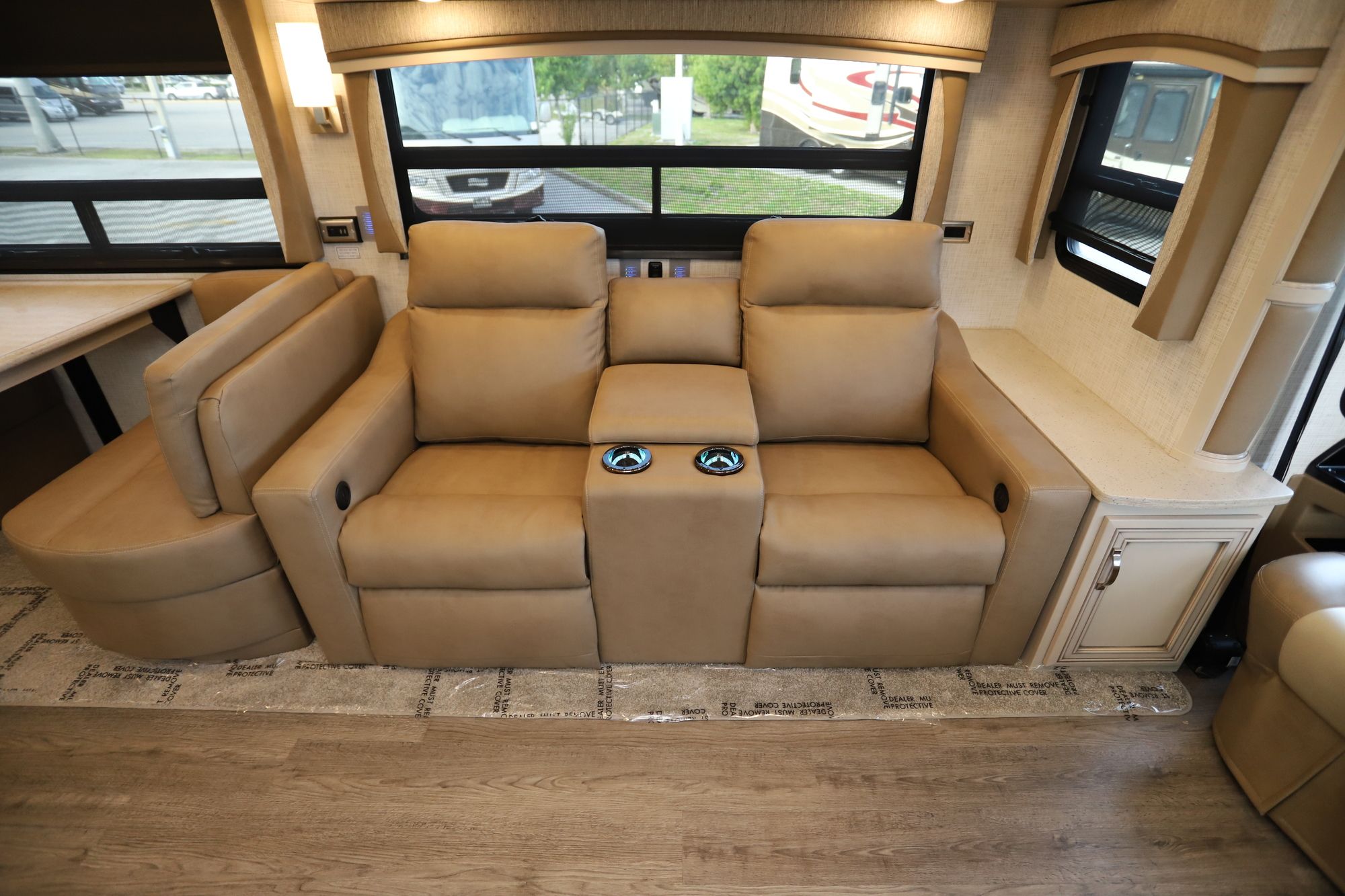 New 2021 Newmar Kountry Star 4037 Class A  For Sale