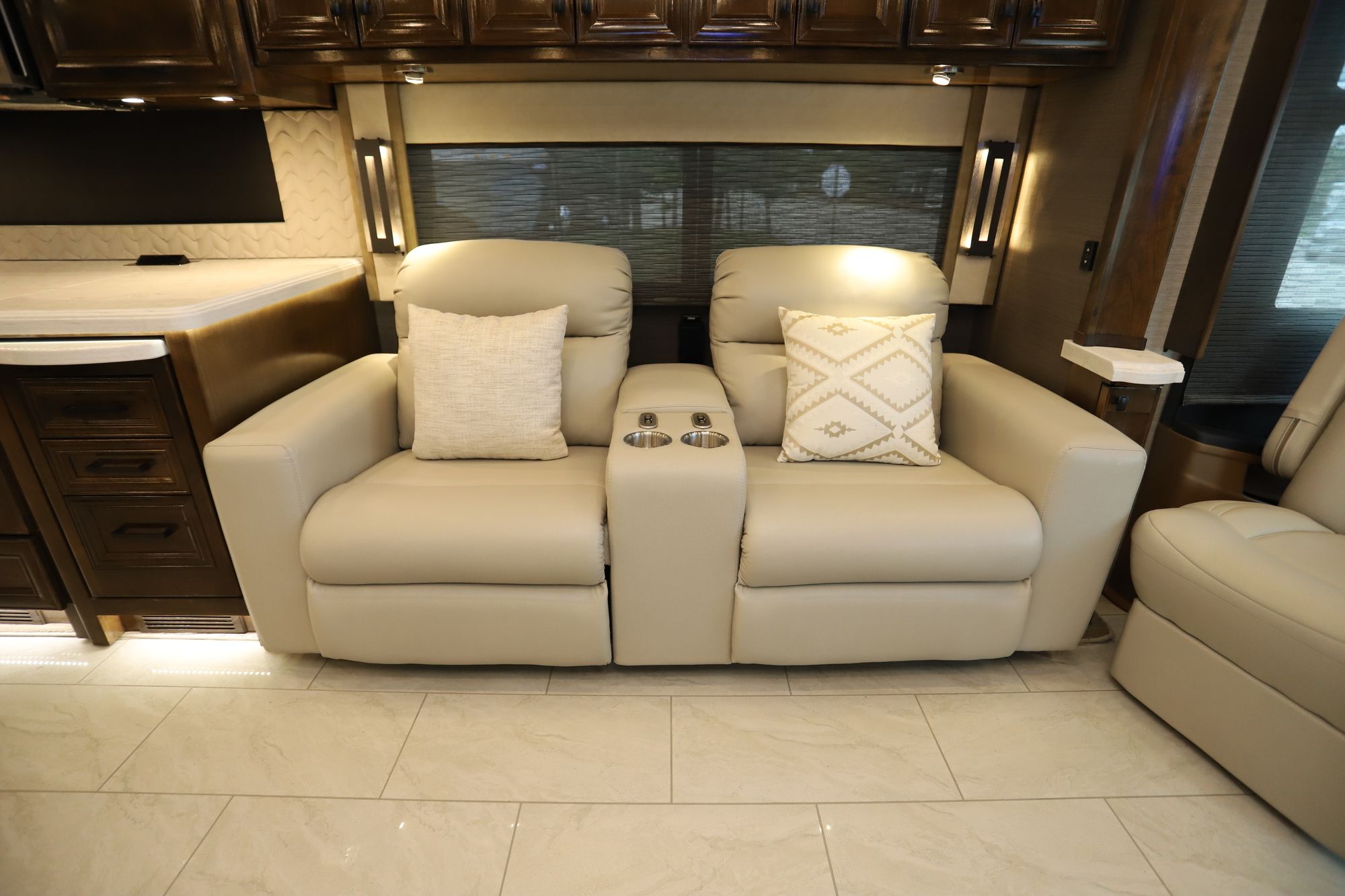 New 2021 Tiffin Motor Homes Allegro Bus 45OPP Class A  For Sale