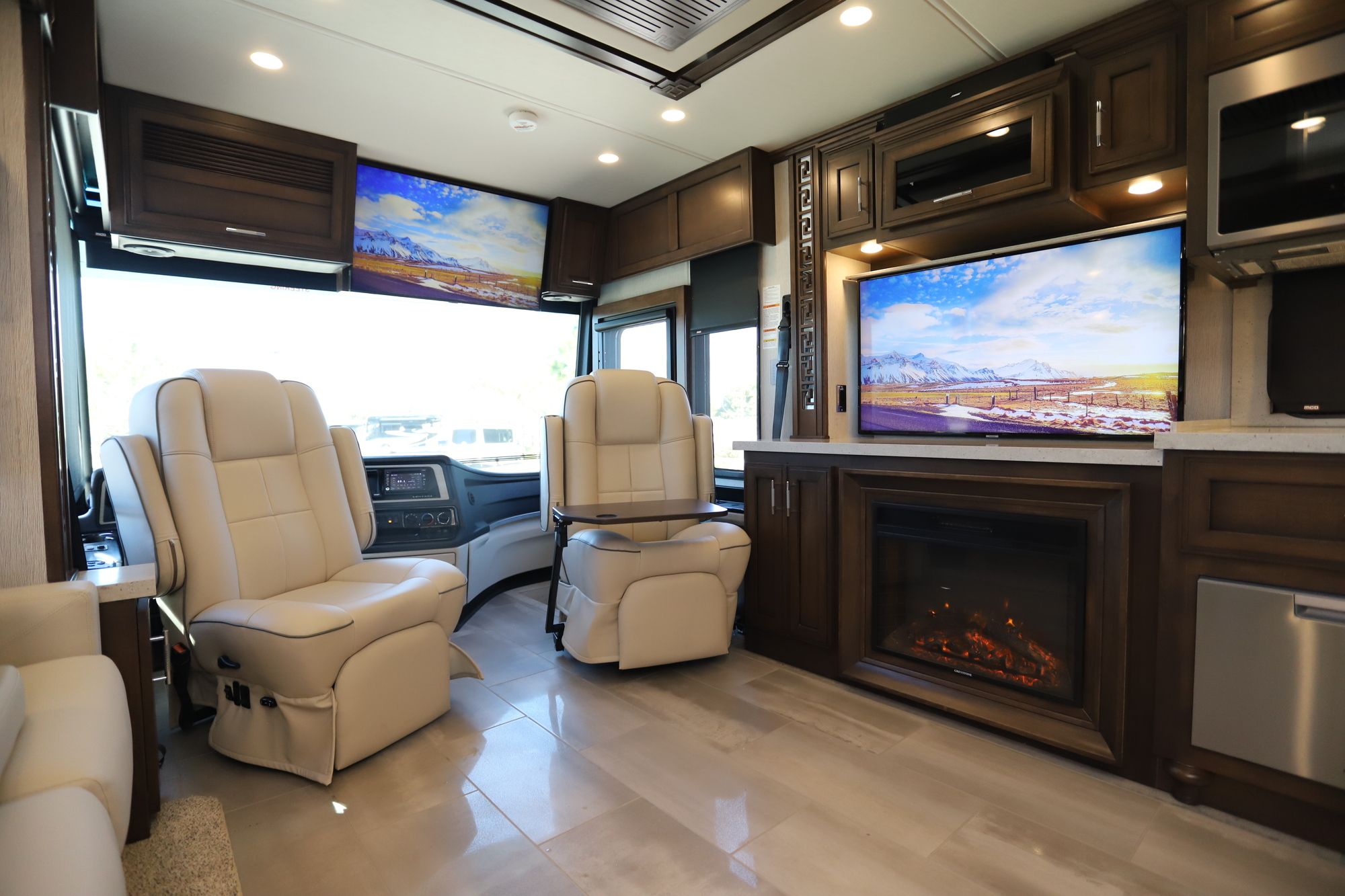 New 2021 Newmar Ventana 3709 Class A  For Sale