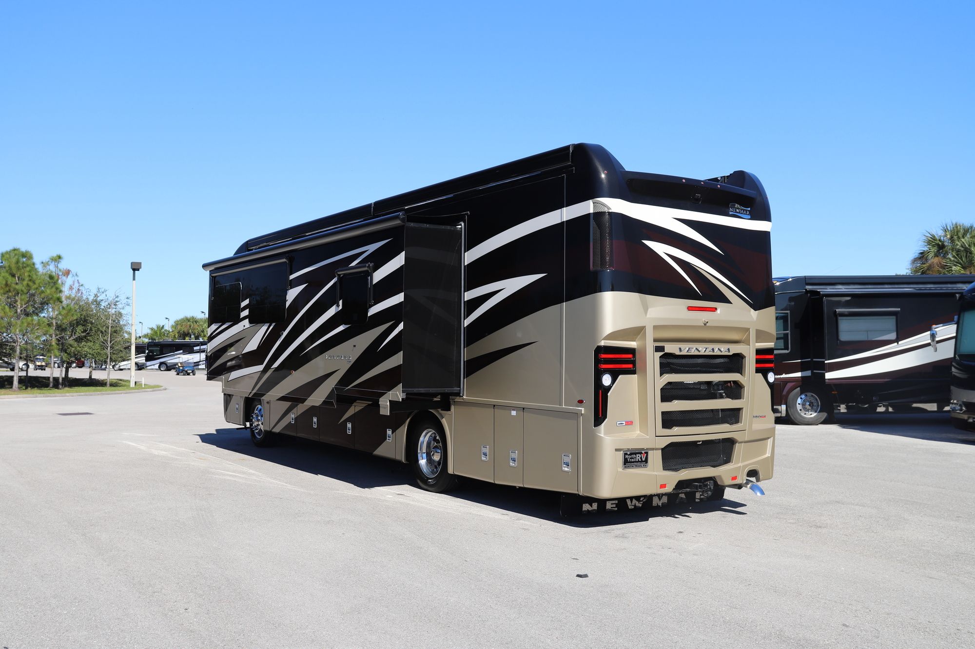 New 2021 Newmar Ventana 3709 Class A  For Sale