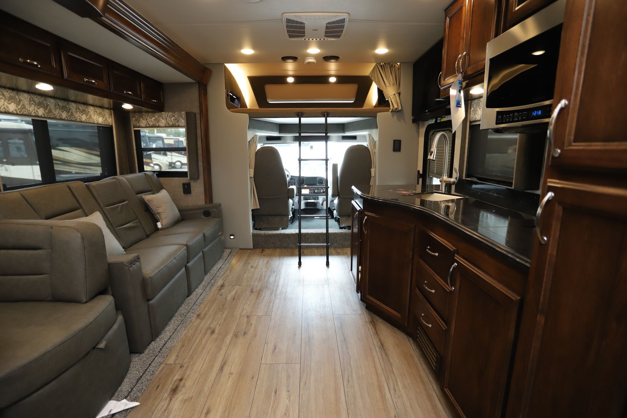 New 2021 Renegade Rv Verona 36VSB Super C  For Sale