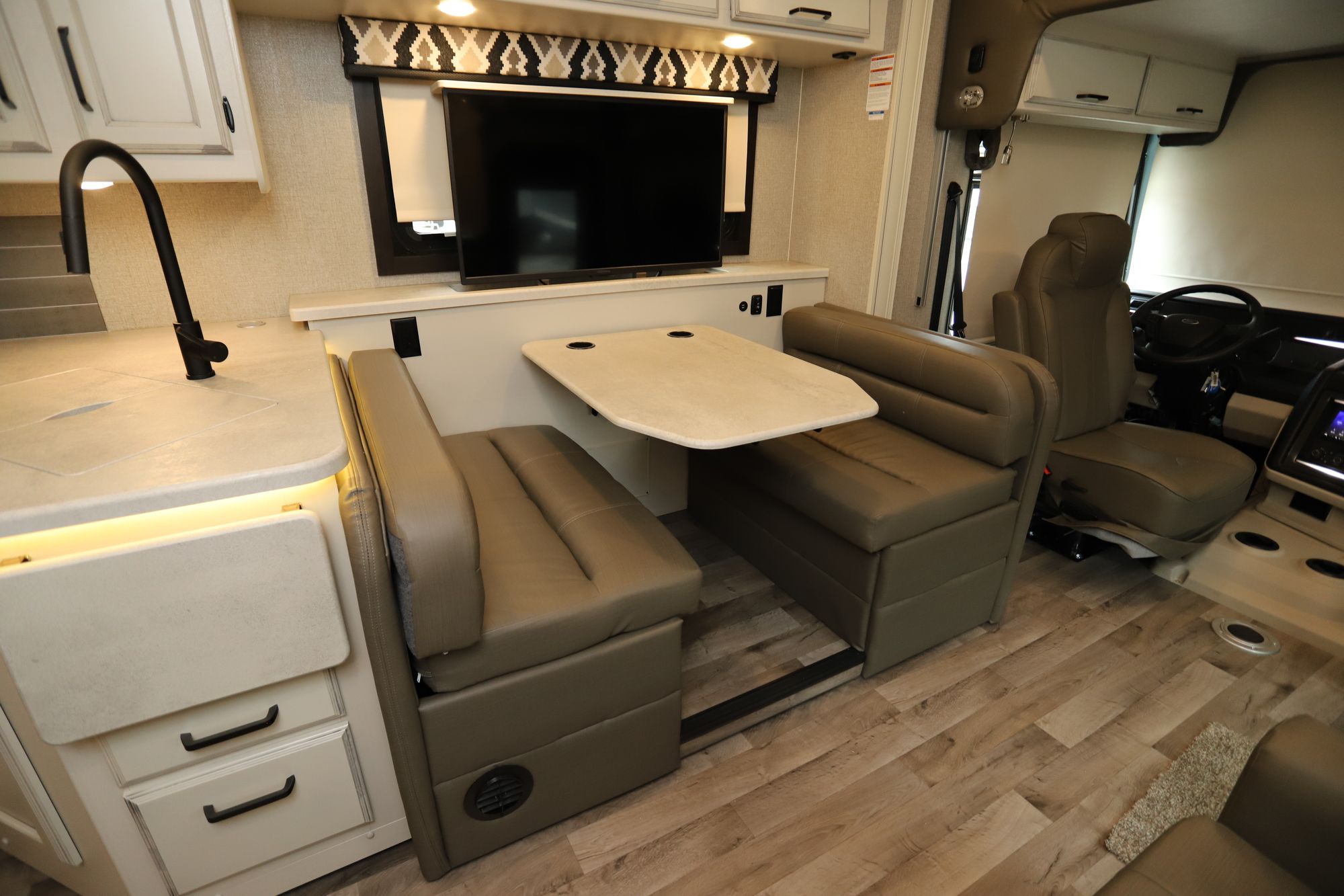 New 2021 Jayco Alante 29F Class A  For Sale