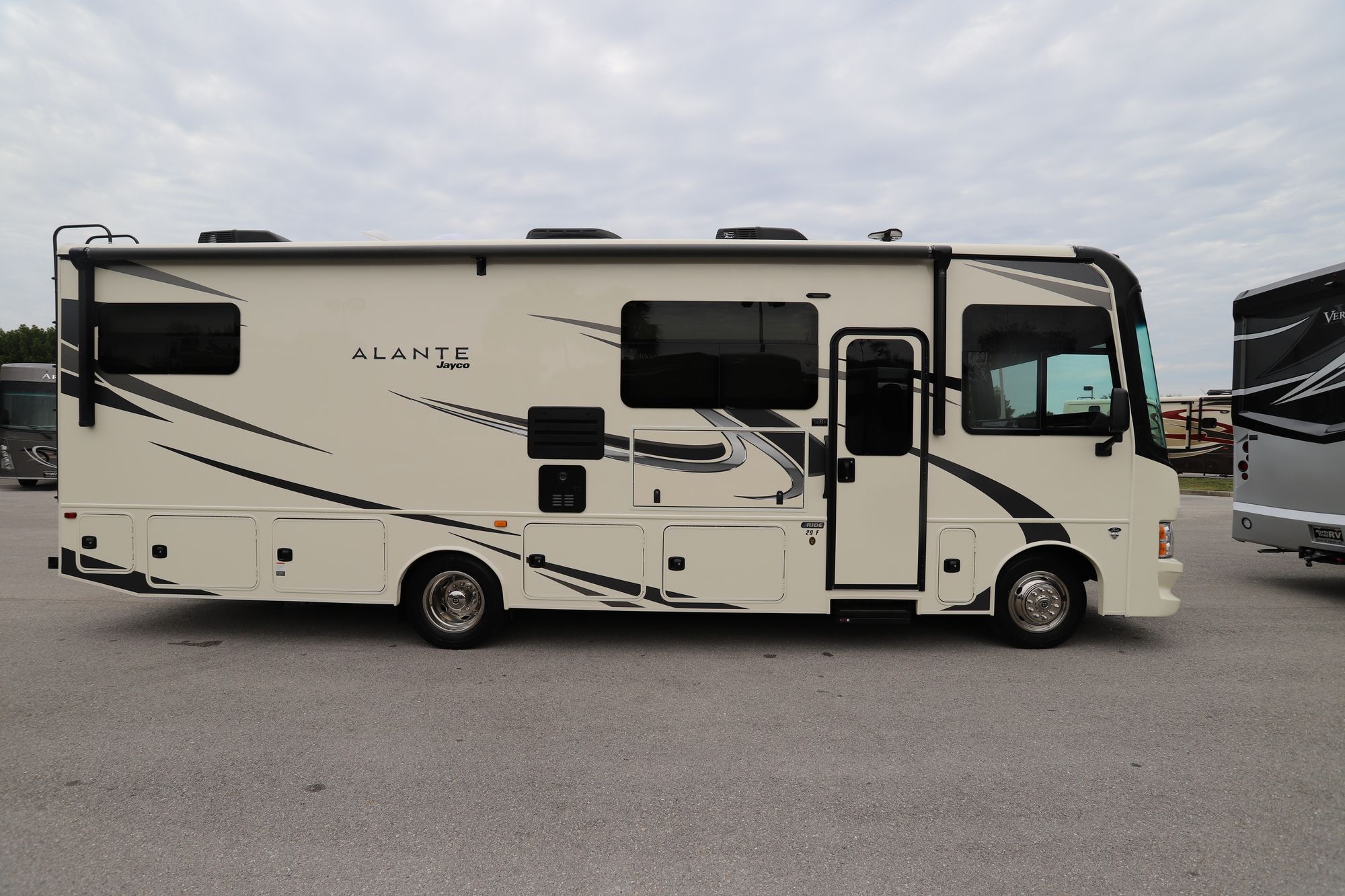 New 2021 Jayco Alante 29F Class A  For Sale