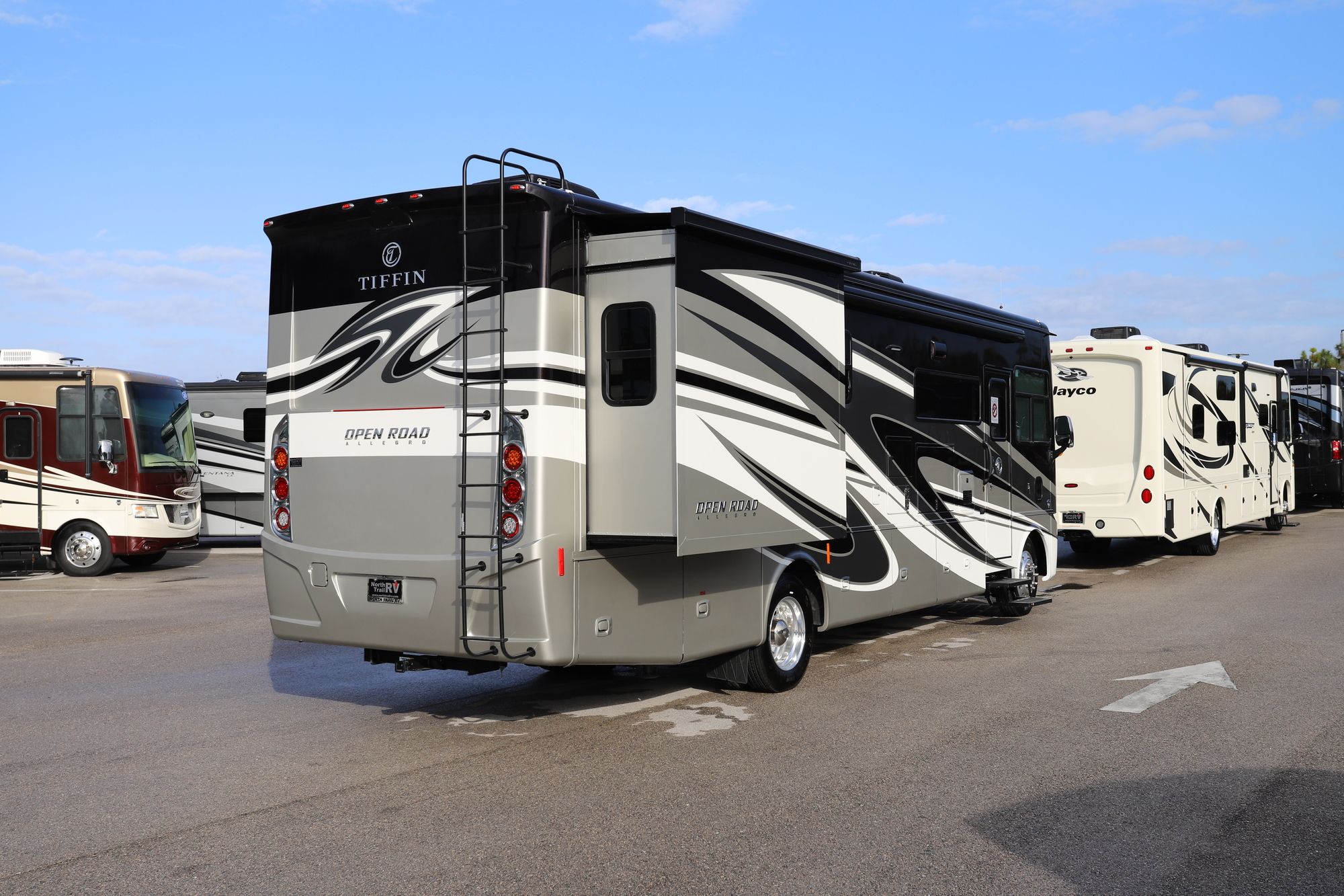 New 2021 Tiffin Motor Homes Allegro 32SA Class A  For Sale